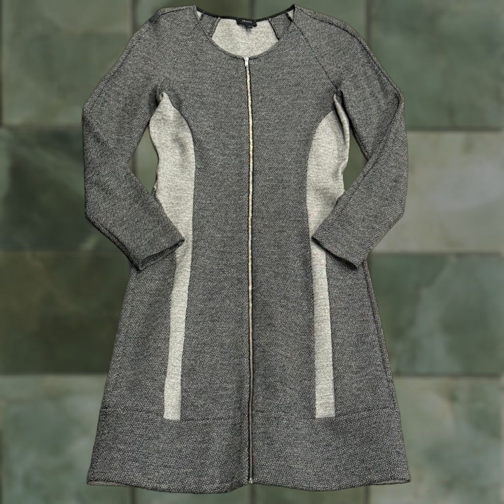 Theory Theory Dress Gray Cityscape Pencil Zip Front Women 8 KS Knee Length Office Classic Minimalist Womens Size M / US 6-8 / IT 42-44 - 1 Thumbnail