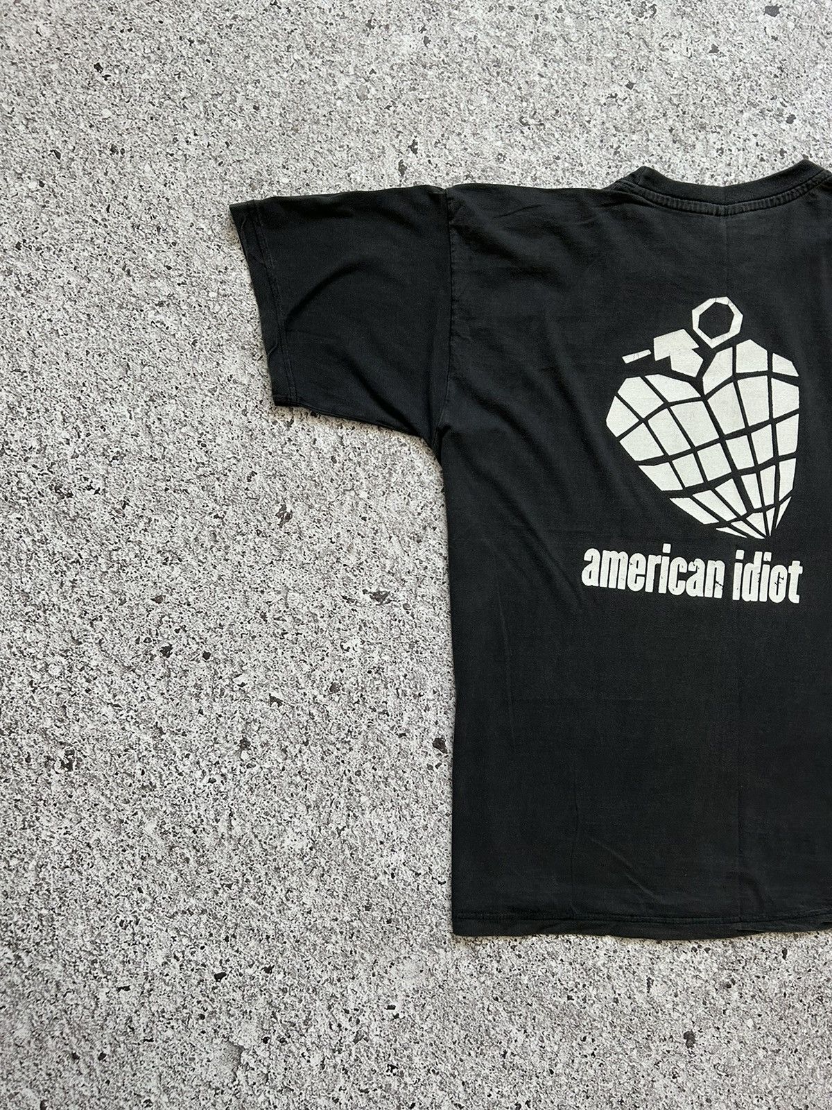 Band Tees × Vintage Vintage 2004 Green Day American Idiot Album promo t-shirt Size US XL / EU 56 / 4 - 7 Thumbnail