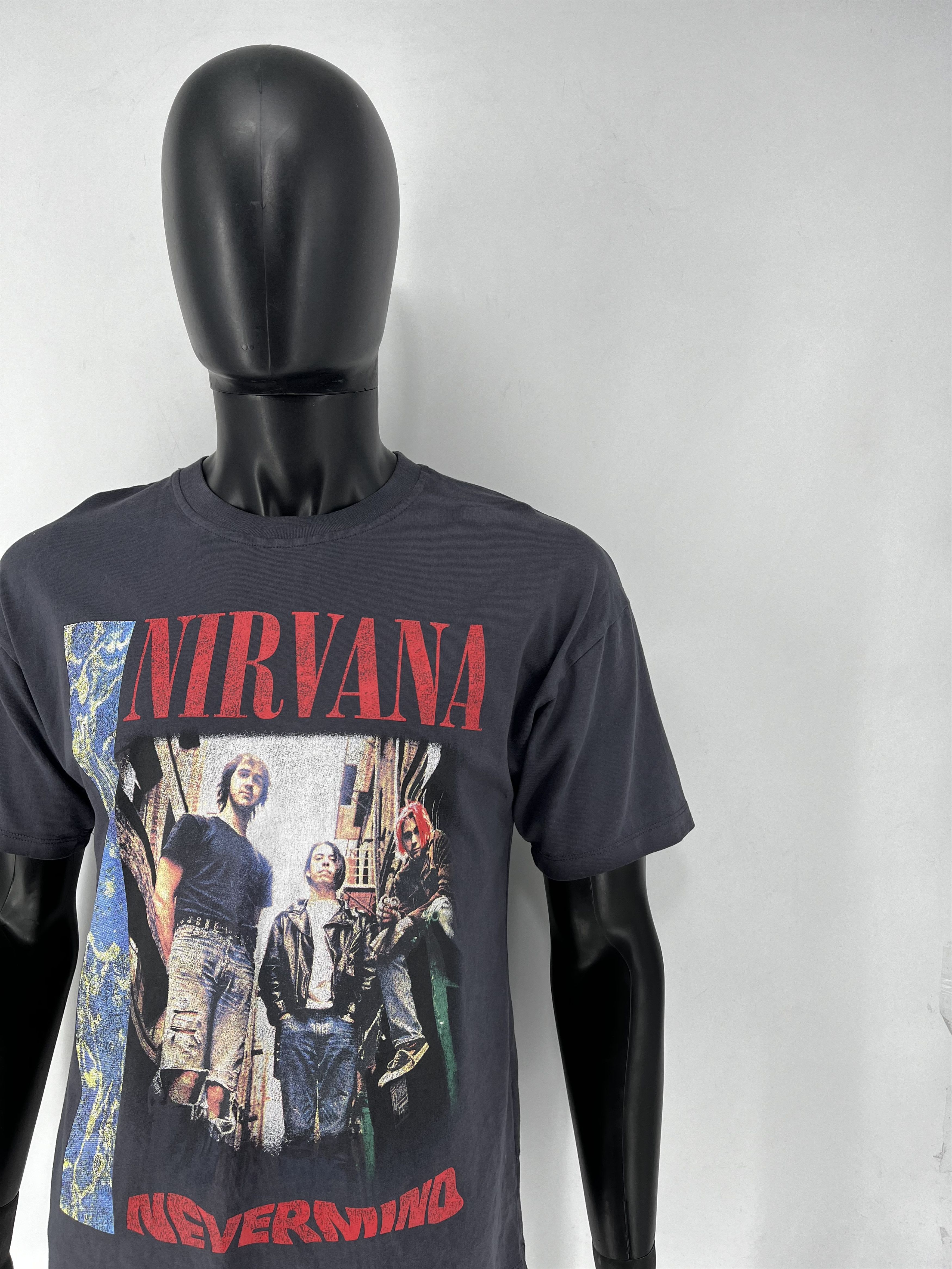 Band Tees × Vintage Vintage Y2K Nirvana Kurt Cobain Tee Print Band Tour Rock Size US XS / EU 42 / 0 - 15 Thumbnail