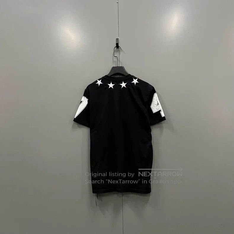 Givenchy Givenchy Star Collar Short Sleeve T. Size US L / EU 52-54 / 3 - 2 Thumbnail
