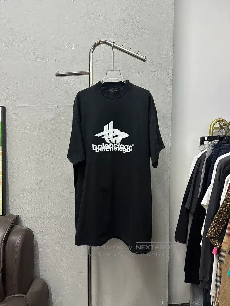 Balenciaga Balenciaga Short Sleeve Phantom Logo Black Size US S / EU 44-46 / 1 - 1 Thumbnail