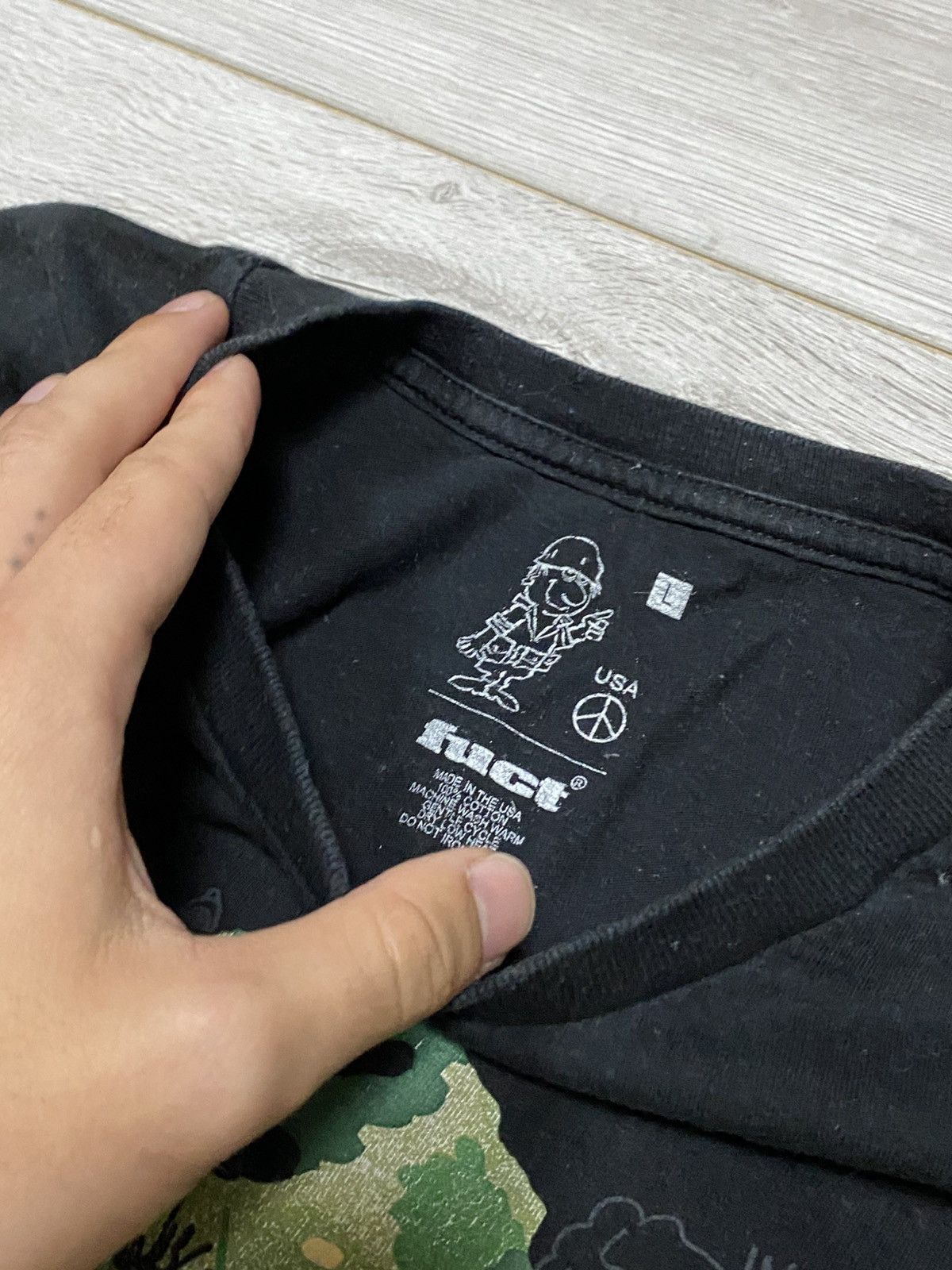 FUCT Vintage USA Fuct Camo Ape Logo Head Tee Black Size US L / EU 52-54 / 3 - 4 Thumbnail
