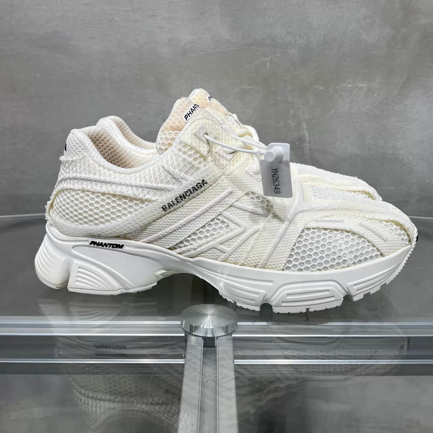 Balenciaga Balenciaga Phantom White Mesh Sneaker Size 40 Size US 7 / EU 40 - 4 Thumbnail