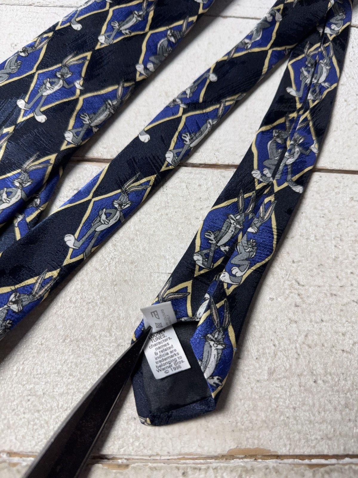 Warner Bros Retro Vintage 1996 USA Looney Tunes Bugs Bunny Novelty Tie Size ONE SIZE - 4 Thumbnail