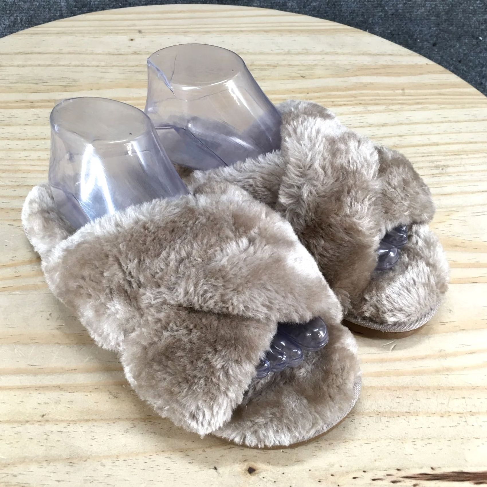 Old Navy Old Navy Slippers Womens Slip On Indoor Sandal Flat Tan Camel Open Toe Casual Shoes Slipper Footwear Brown Regular Size 9 Womens Size US 9 / IT 39 - 3 Thumbnail