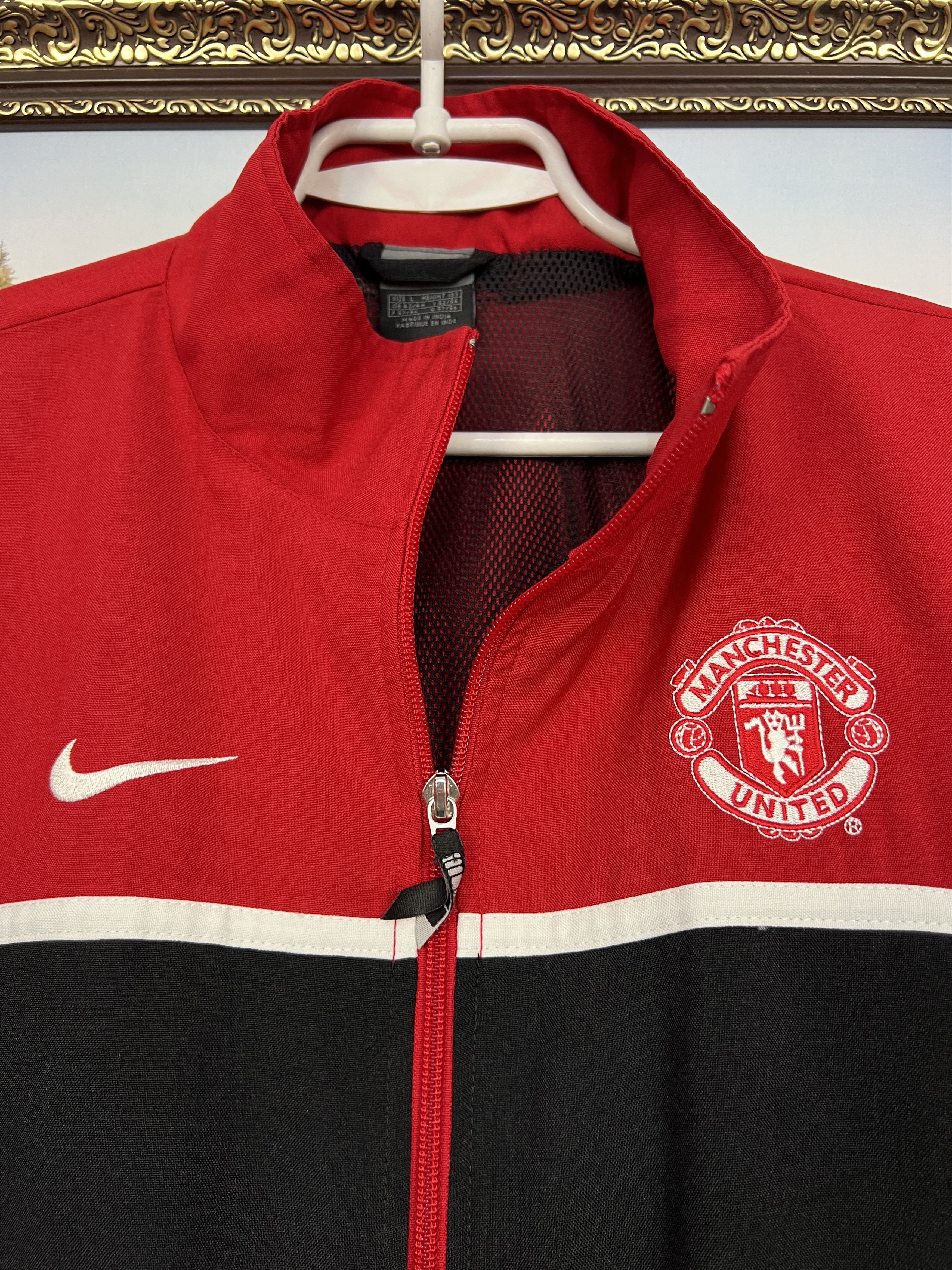 Nike Vintage Nike Manchester United Football Jacket Soccer Size US L / EU 52-54 / 3 - 3 Thumbnail
