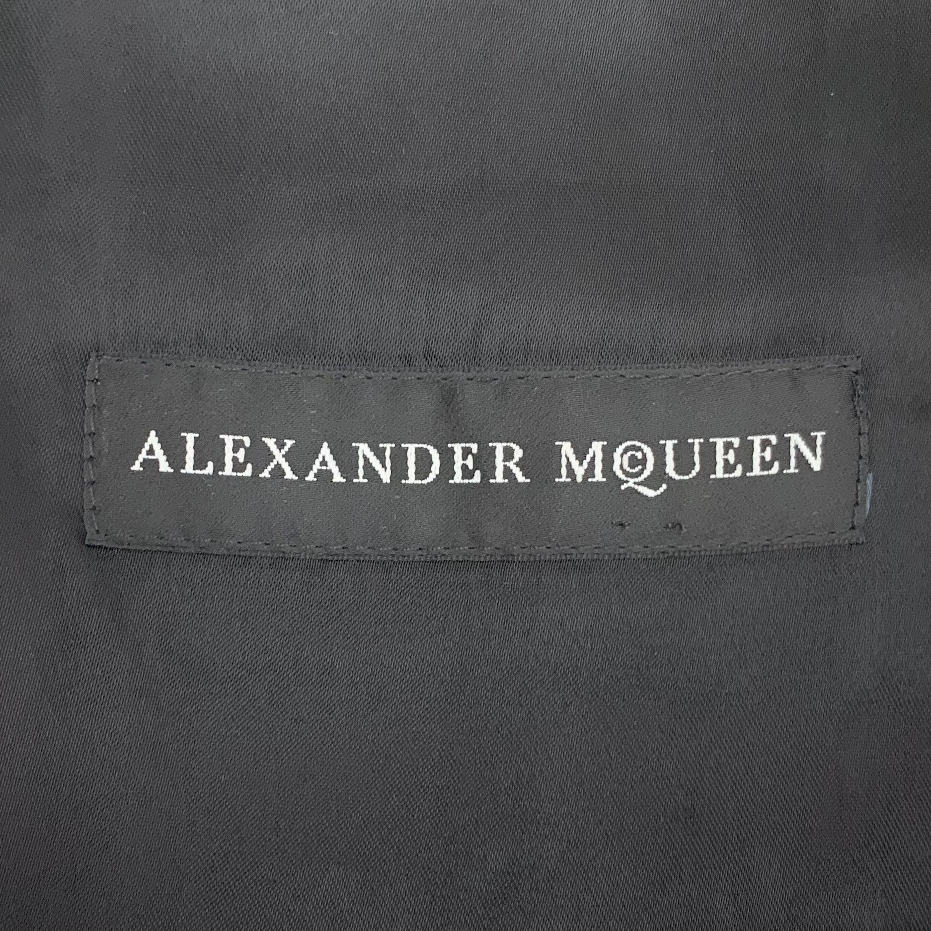 Alexander McQueen Alexander McQueen Grey Plaid Wool Coat (50 L) Size L / US 10 / IT 46 - 2 Thumbnail