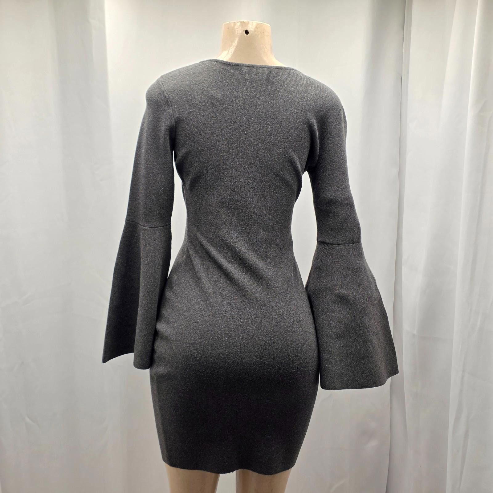 Woolrich Woolen Mills Milly Grey Knit Wool Blend Dress V-Neck Bell Sleeve Petite P Size S / US 4 / IT 40 - 10 Thumbnail