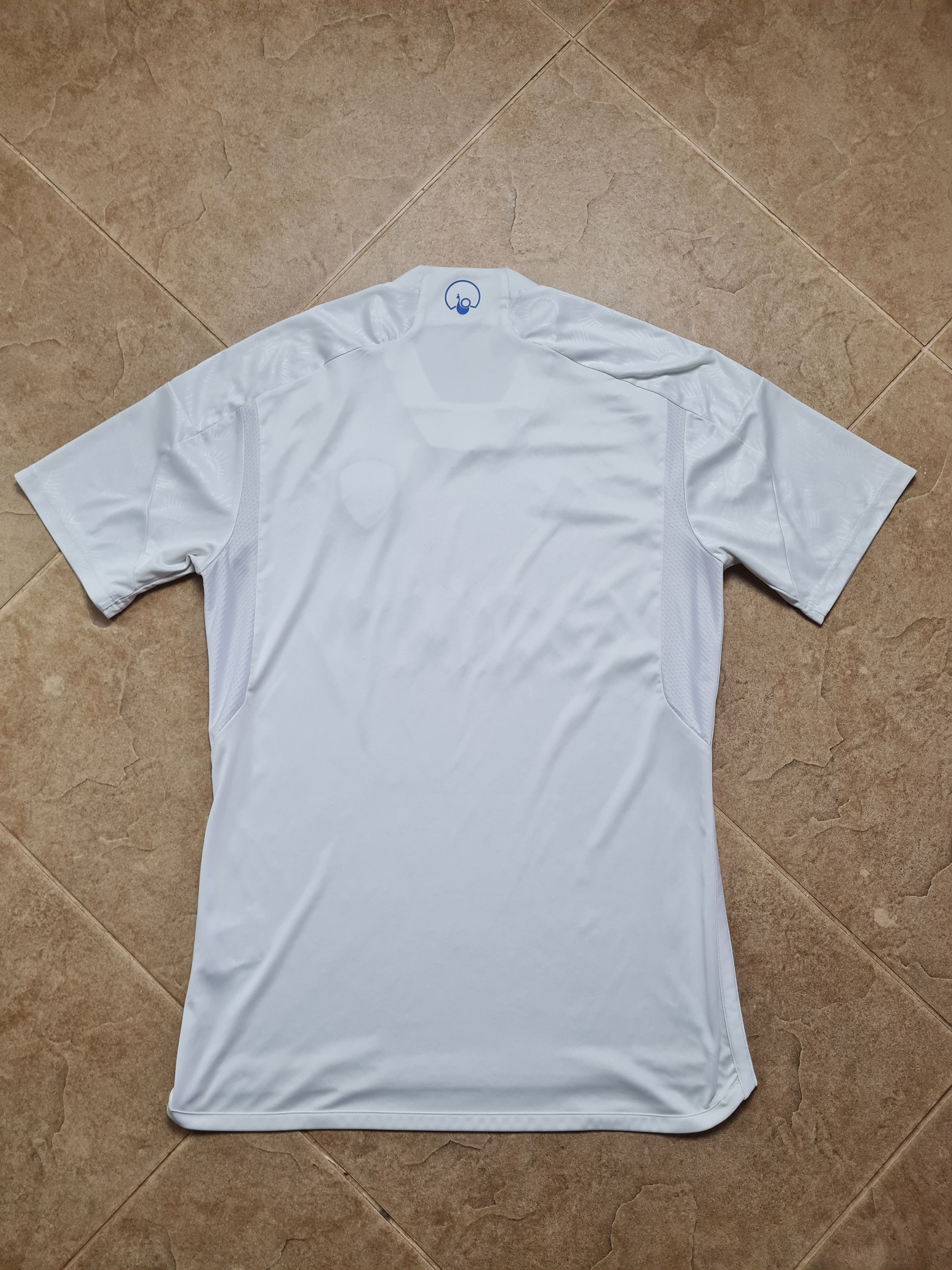 Adidas FOOTBALL SOCCER SHIRT LEEDS UNITED 2023/2024 JERSEY ADIDAS Size US M / EU 48-50 / 2 - 6 Thumbnail