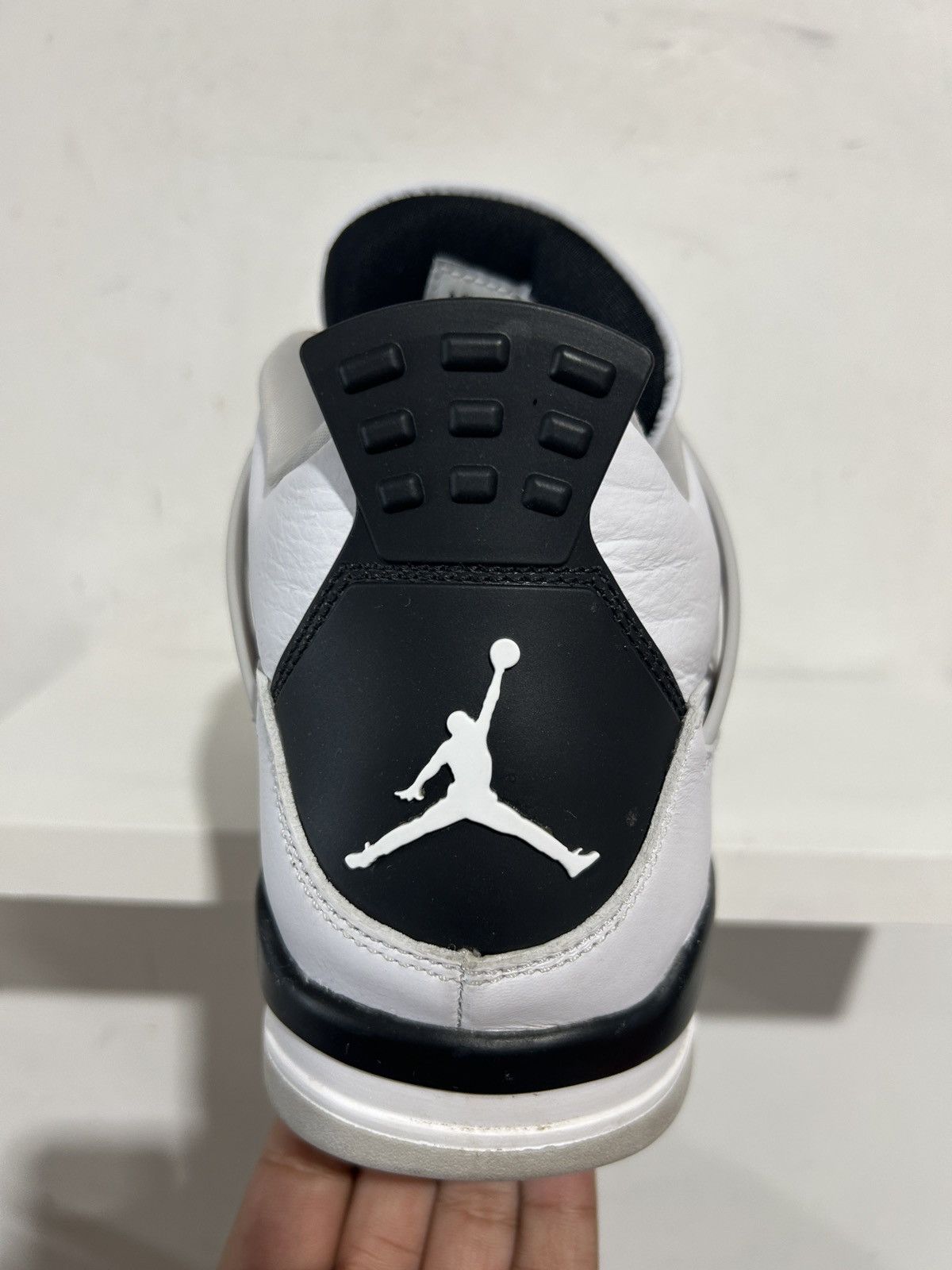 Jordan Brand NIKE JORDAN 4 MILITARY SIZE 12 Size US 12 / EU 45 - 5 Thumbnail