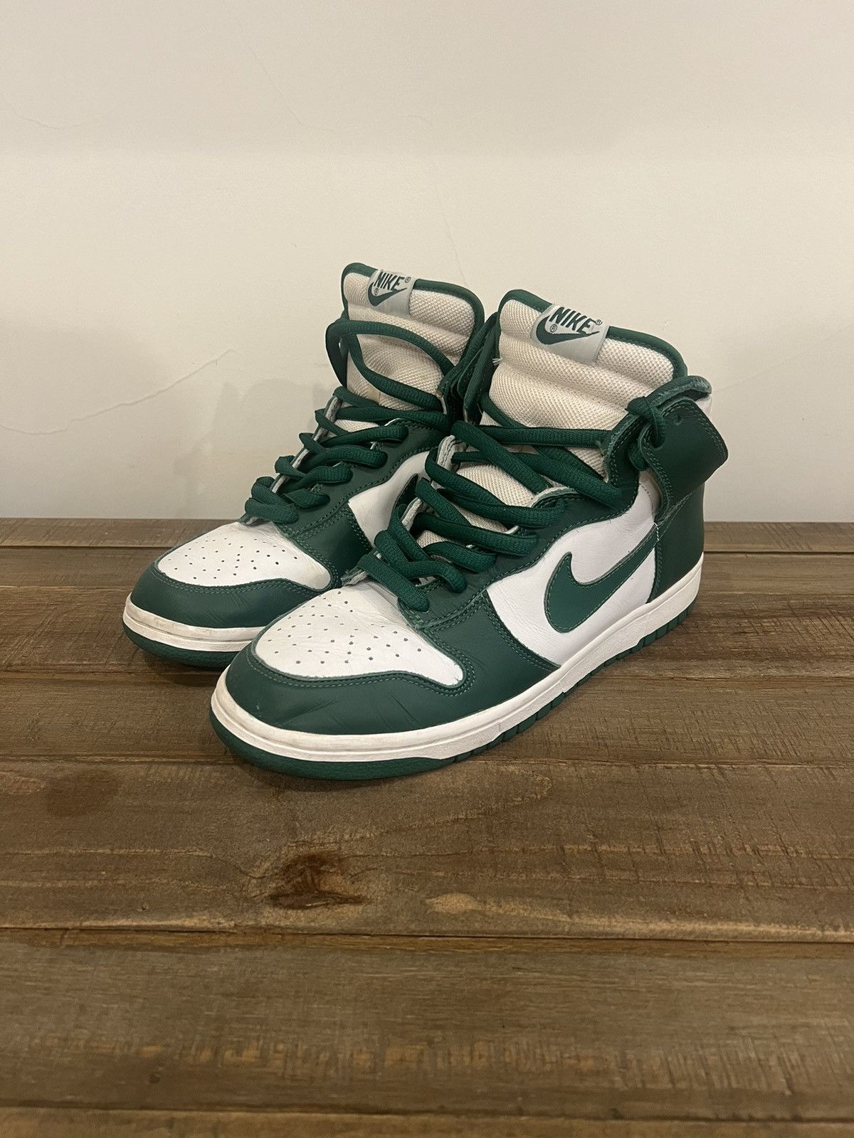 Nike 2003 Nike Dunk High Celtic Green Size US 9.5 / EU 42-43 - 1 Thumbnail