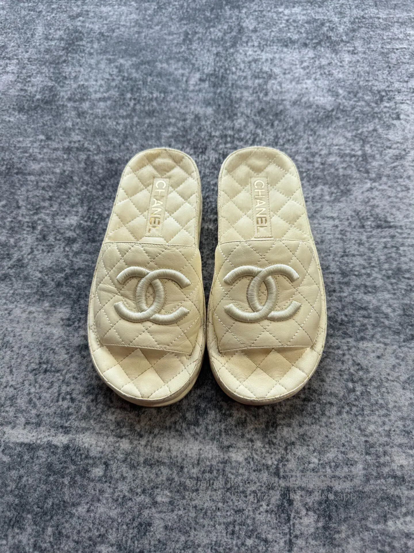 Chanel Chanel White Lambskin Slides| Size US 4.5 / IT 34.5 - 1 Thumbnail