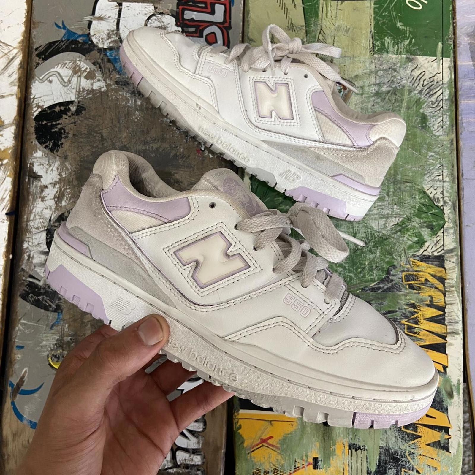 New Balance New Balance 550 trainers "white thistle" kids shoe size 5.5y Size US 5.5 / EU 38 - 1 Thumbnail