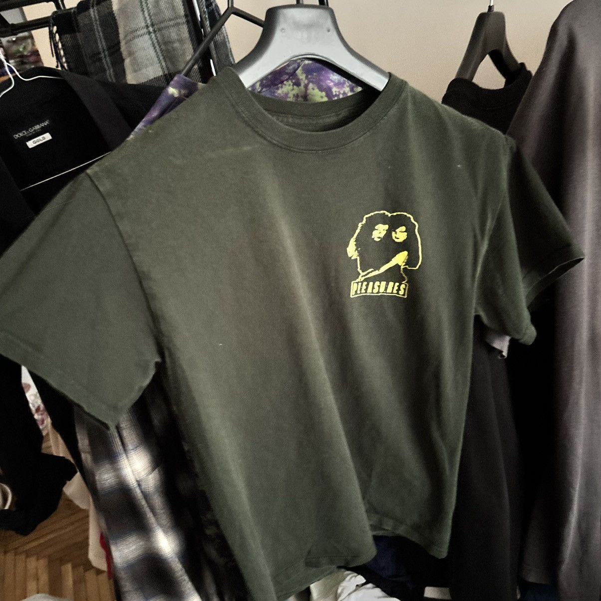 Pleasures PLEASURES “Twins” Big Back Graphic Print Khaki T-Shirt Size US S / EU 44-46 / 1 - 2 Thumbnail