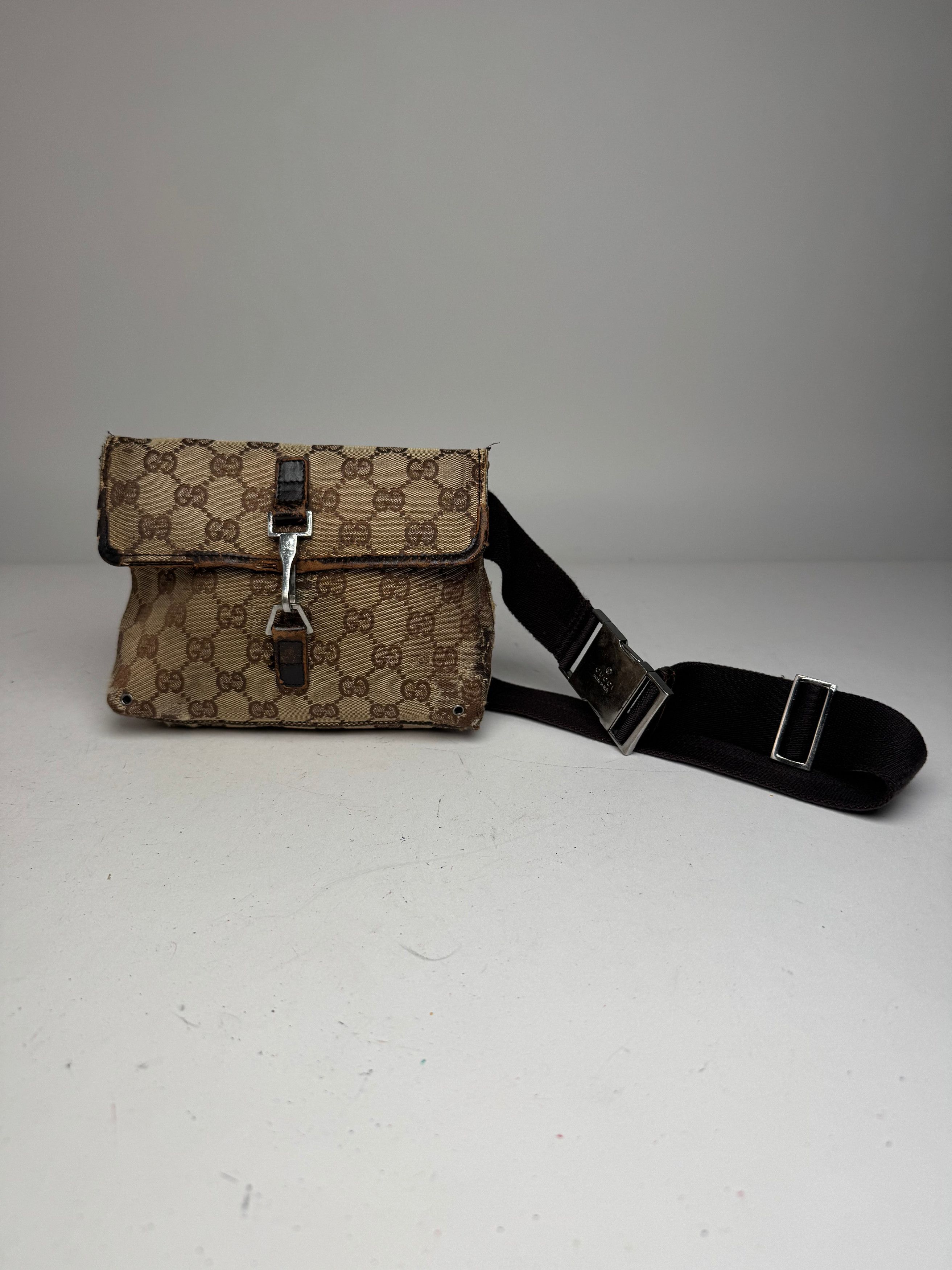 Gucci Vintage Monogram Crossbody Bag Beige Brown Size ONE SIZE - 1 Thumbnail
