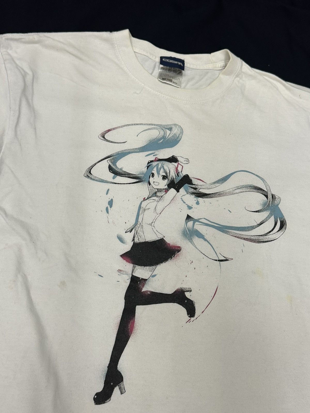 Anime Vintage Hatsune Miku V4X Cospa T-Shirt Size US M / EU 48-50 / 2 - 4 Thumbnail