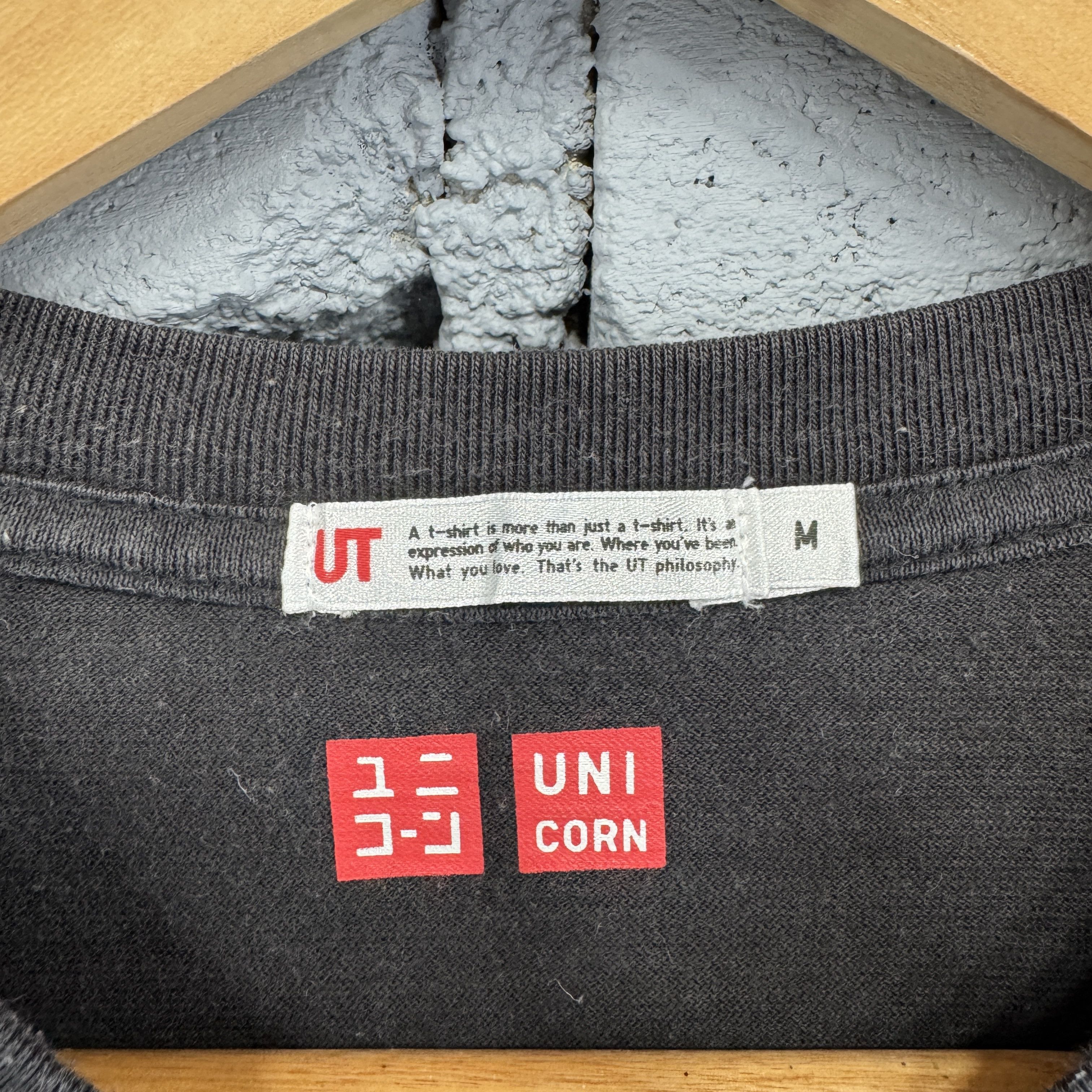 Vintage Rare Uniqlo Unicorn Tour 4946 C.S.A Sunfaded Tshirt Size US M / EU 48-50 / 2 - 6 Thumbnail