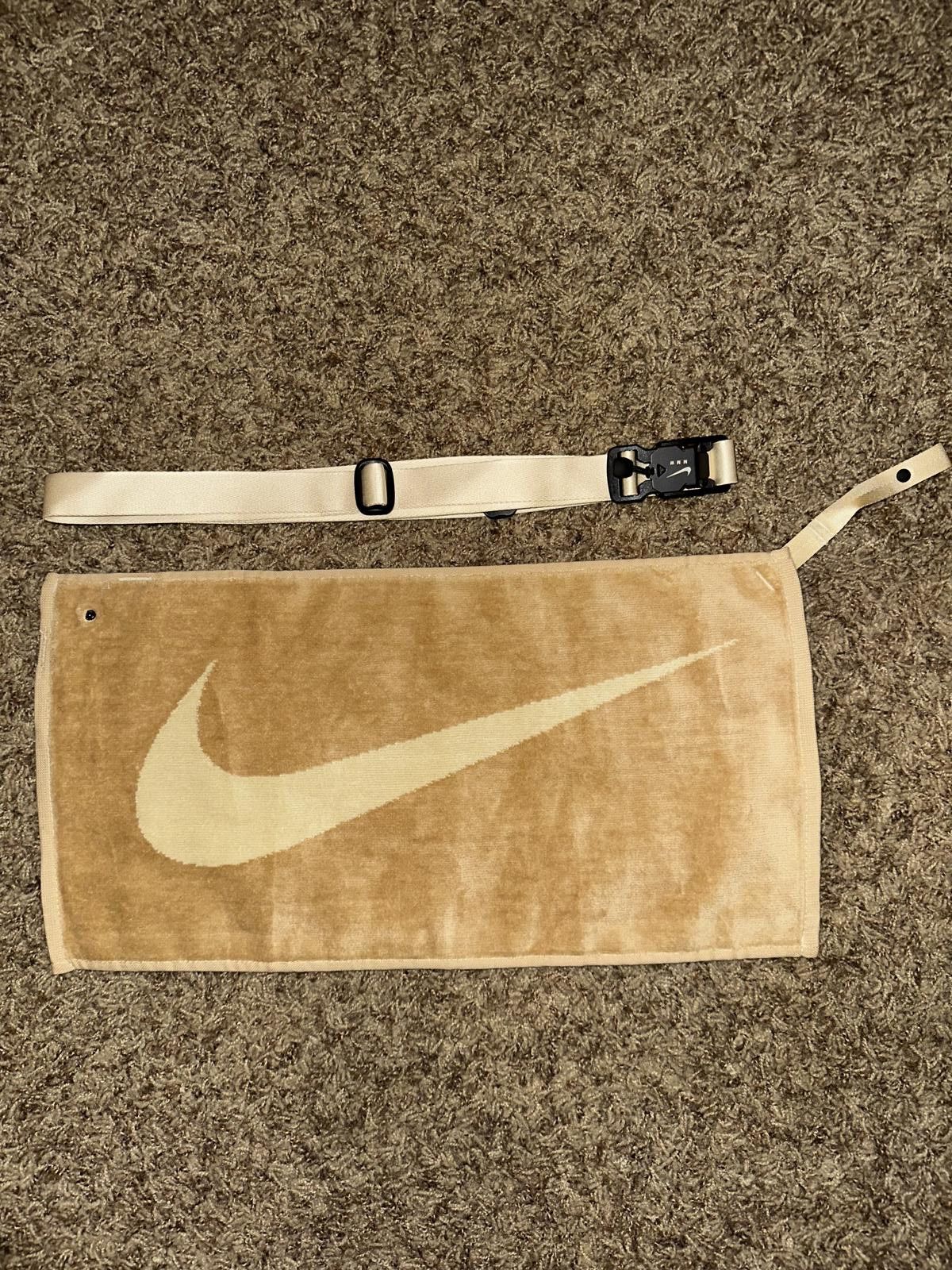 Nike Nike Men’s Dri-FIT x MMW 3-in-1 Shorts Beige Size US 40 / EU 56 - 10 Thumbnail