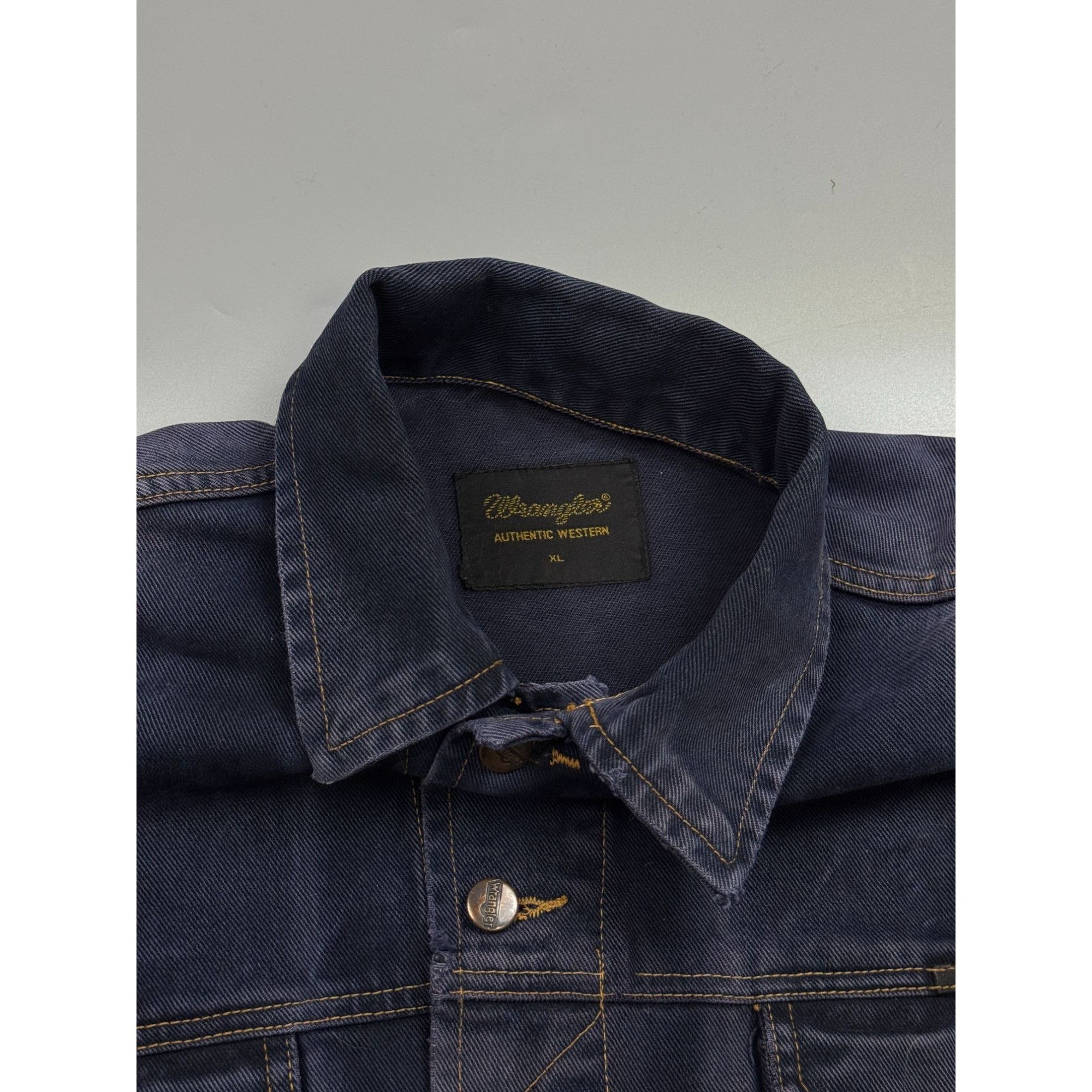 Wrangler Vintage Wrangler Western Indigo Denim Trucker Jacket (YG025) Size US XL / EU 56 / 4 - 8 Thumbnail