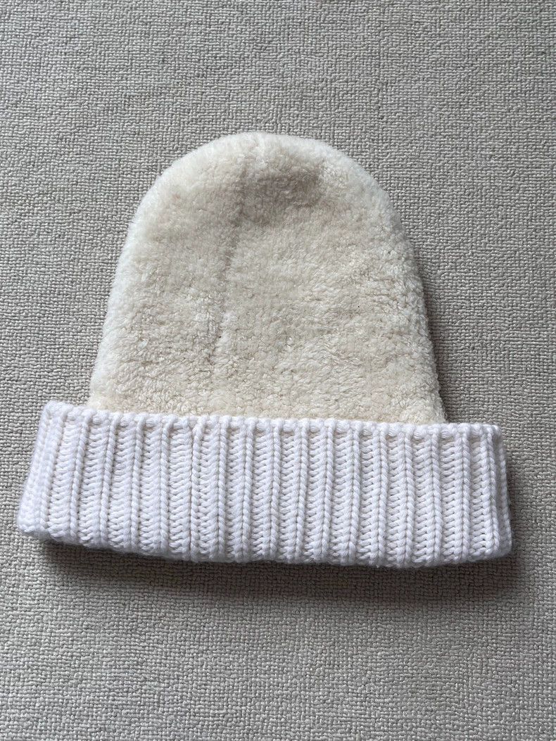 Louis Vuitton LOUIS VUITTON Logo applique rib knit hat Size ONE SIZE - 2 Thumbnail