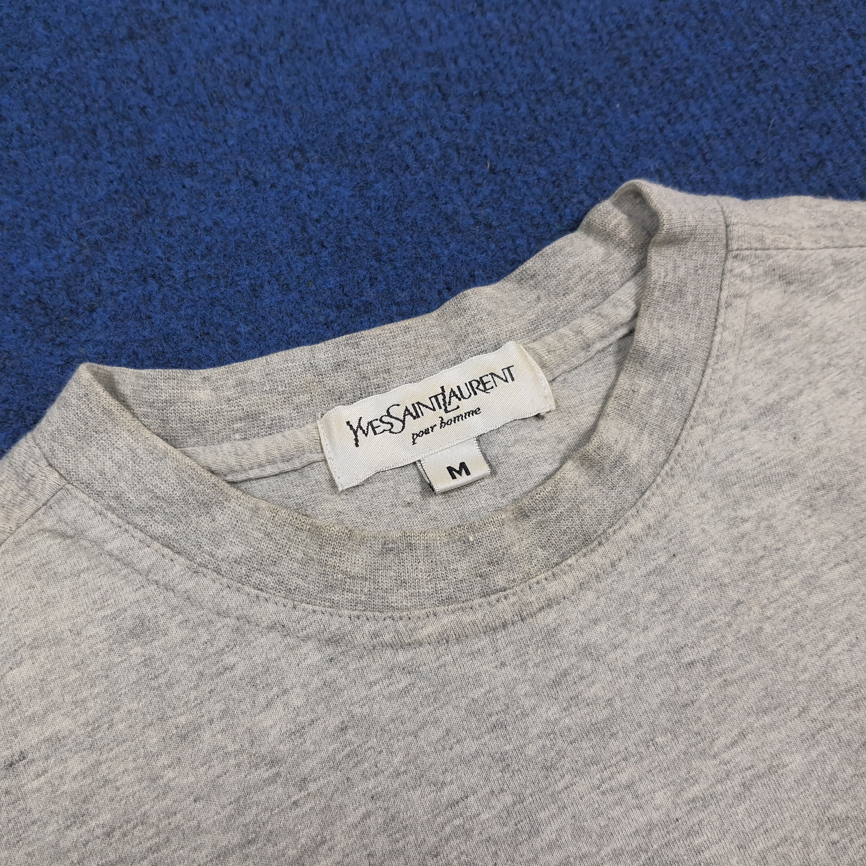 Yves Saint Laurent Vintage YSL Yves Saint Laurent Center Logo Tshirt C294N72 Size US L / EU 52-54 / 3 - 4 Thumbnail