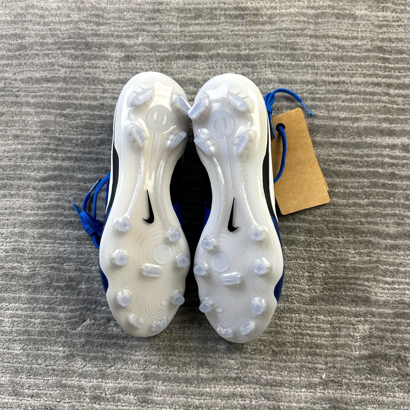 Nike Nike Tiempo Legend 10 Elite Mens 6.5 Womens 8 FG Mad Ambition Pack ACC Flyknit Nike Tiempo Legend Sneaker Blue 6.5 Mens 2024 Size ONE SIZE - 6 Thumbnail