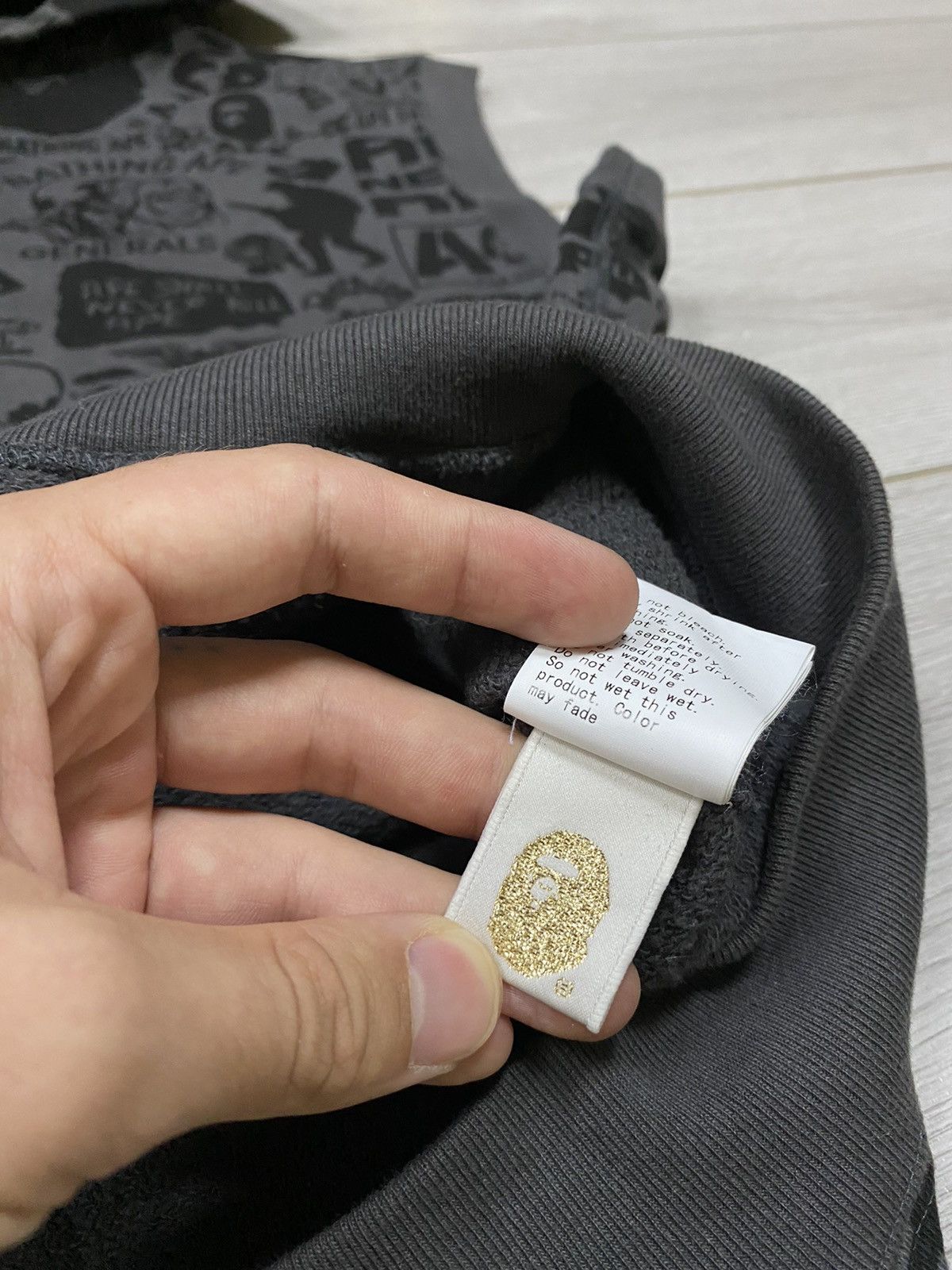 Bape Multi Logo Sleeveless Hoodie Size US M / EU 48-50 / 2 - 11 Thumbnail