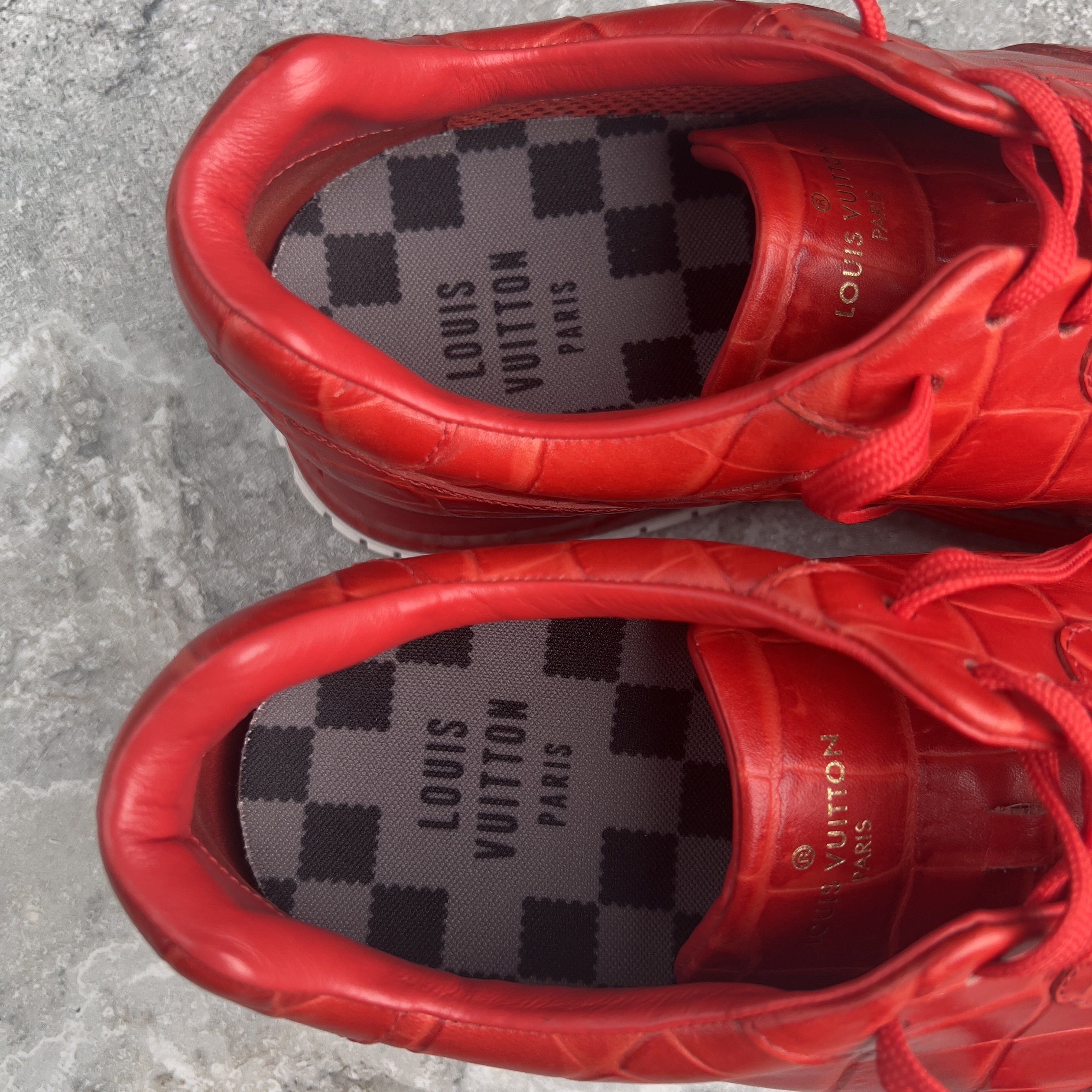 Louis Vuitton Run Away Sneakers Red Pattern Crocodile Leather Size US 9.5 / EU 42-43 - 11 Thumbnail