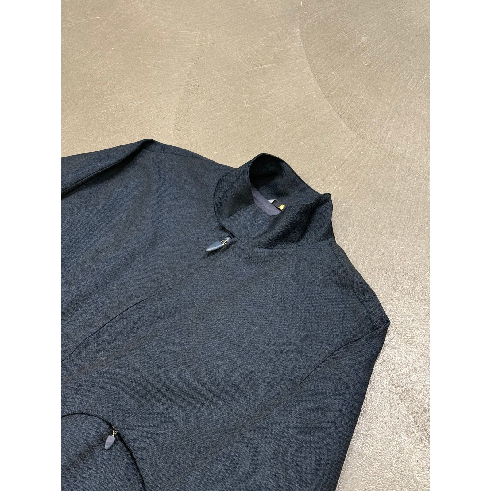 Mandarina Duck 1990s Mandarina Duck egg cell zip-up jacket Size US M / EU 48-50 / 2 - 3 Thumbnail