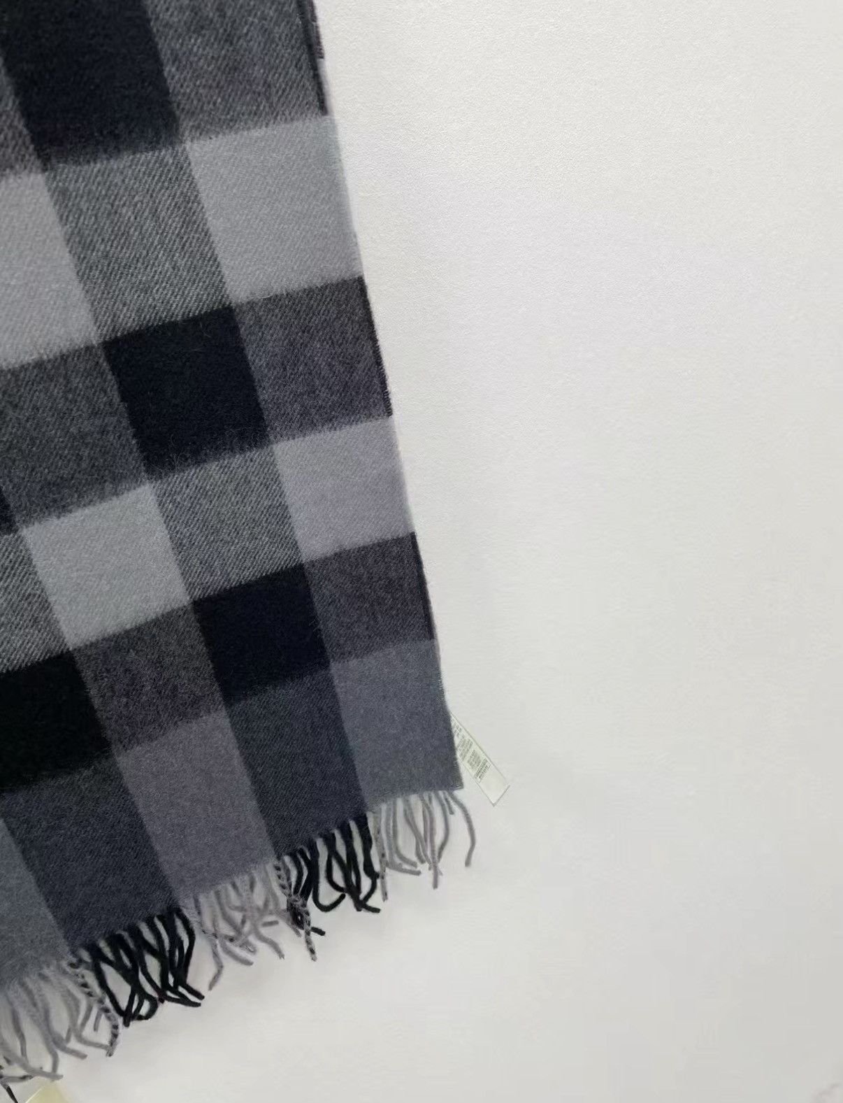 Burberry BURBERRY Cashmere Scarf J30 Size ONE SIZE - 3 Thumbnail