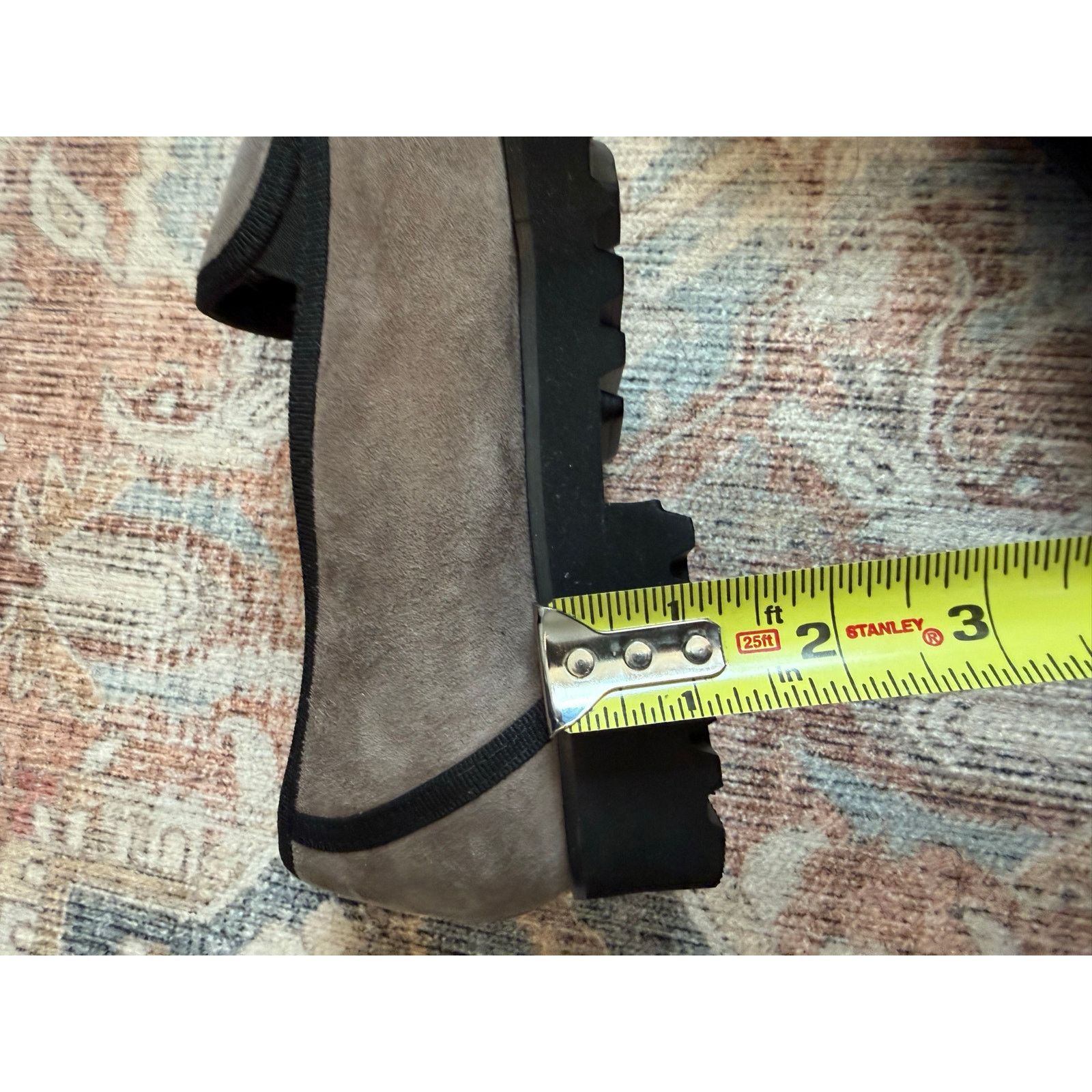 Ron White Ron White Rita Gray and Black Suede Loafers Sz EU 40 /US 9 Size US 9 / IT 39 - 7 Thumbnail