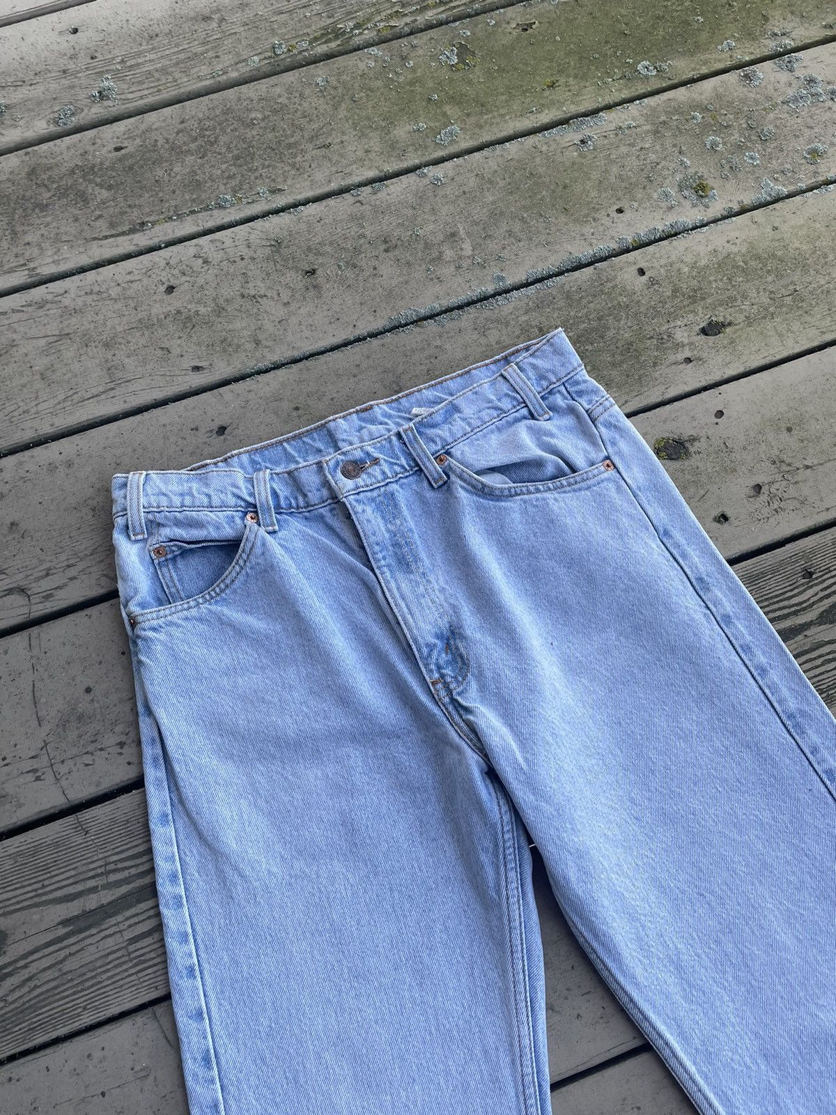 Levi's Vintage Clothing × Vintage Vintage Light Wash Orange Tab Levi’s 550 Size US 32 / EU 48 - 4 Thumbnail