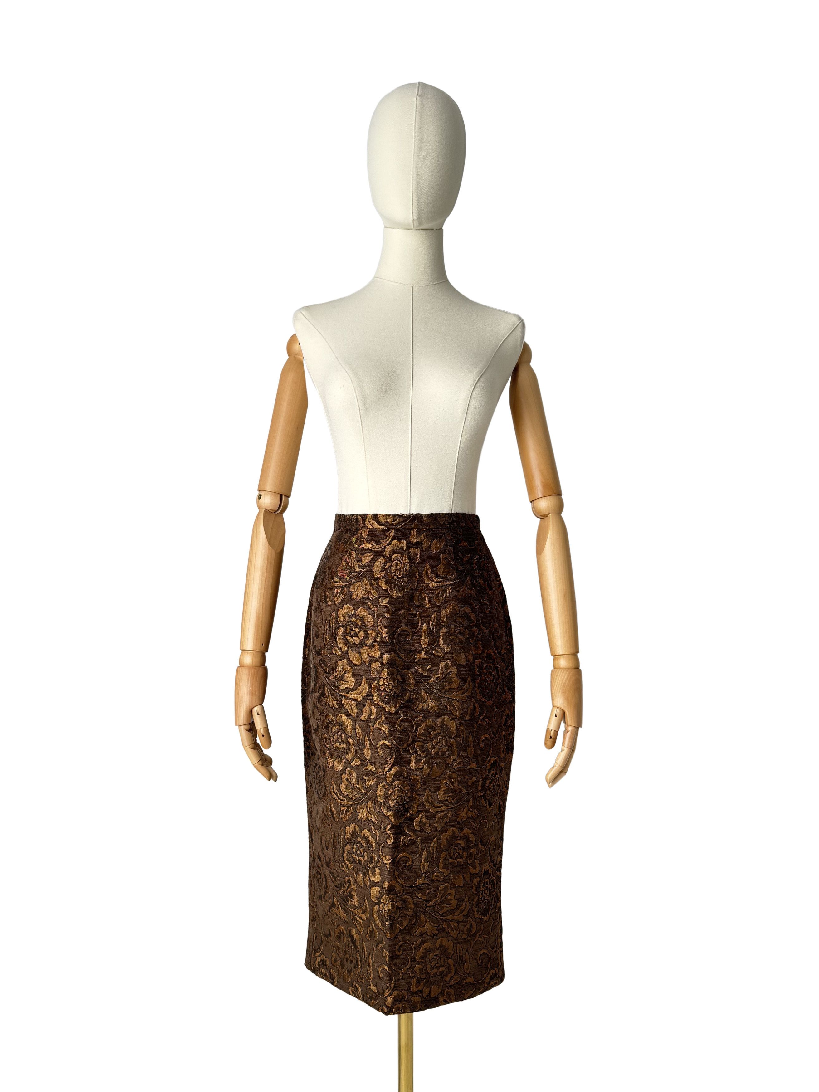 Dolce & Gabbana Dolce&Gabbana Vintage Midi Skirt Size 26" / US 2 / IT 38 - 1 Thumbnail