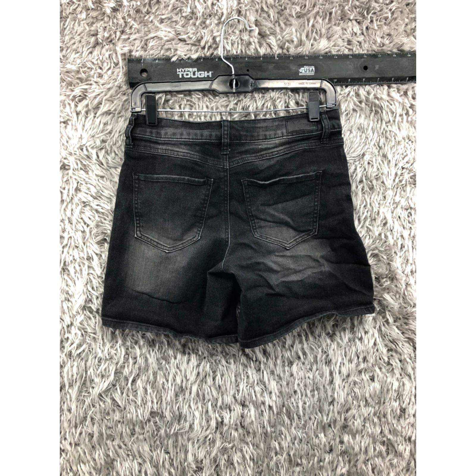 Vintage Natural Reflections Shorts Bermuda Denim Dark Wash Black 2 Womens Mid Rise 27 in 6 in Inseam 5-Pocket Style Casual Size 26" / US 2 / IT 38 - 4 Thumbnail