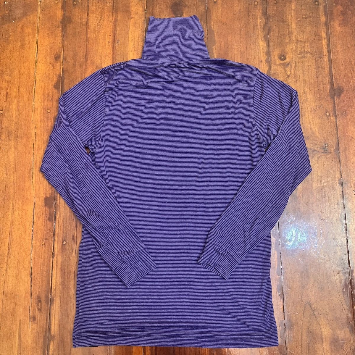 Uniqlo Uniqlo Heattech Turtle Neck Longsleeves Size S / US 4 / IT 40 - 1 Thumbnail