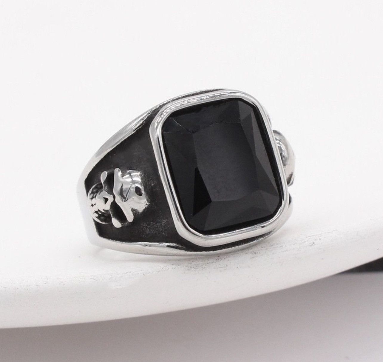 Jewelry Retro Personality Black Stone Ring Size ONE SIZE - 1 Thumbnail