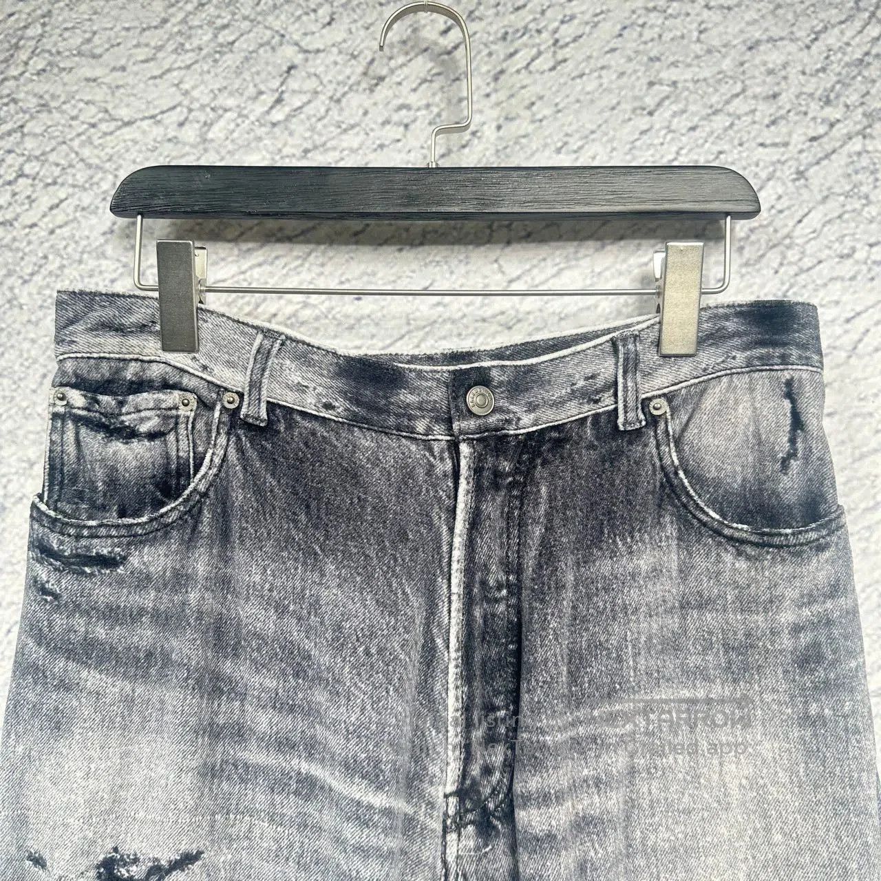 Balenciaga balenciaga trompe 3d printed denim pants. Size US 30 / EU 46 - 7 Thumbnail