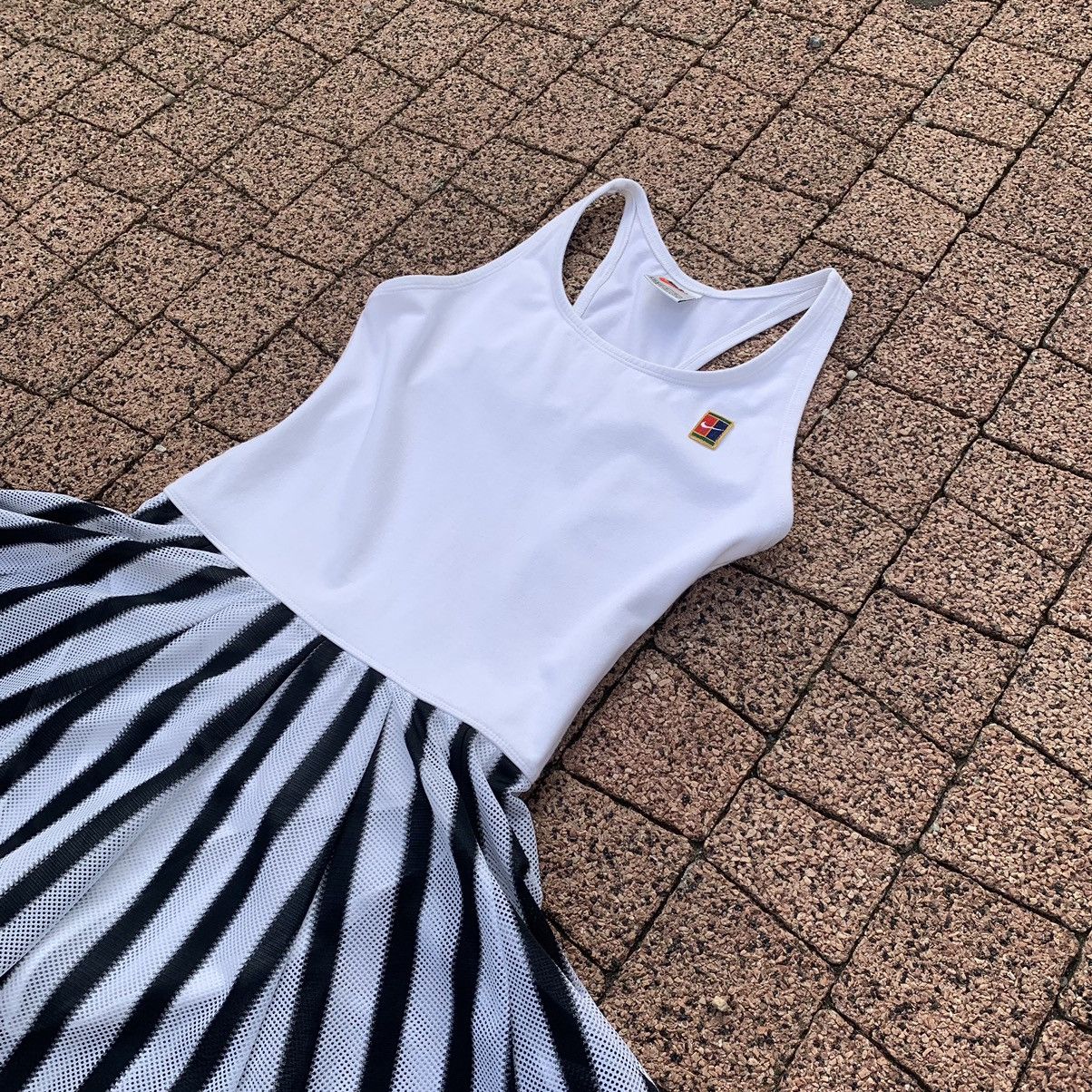 Nike × Vintage vintage nike dress Size M / US 6-8 / IT 42-44 - 1 Thumbnail