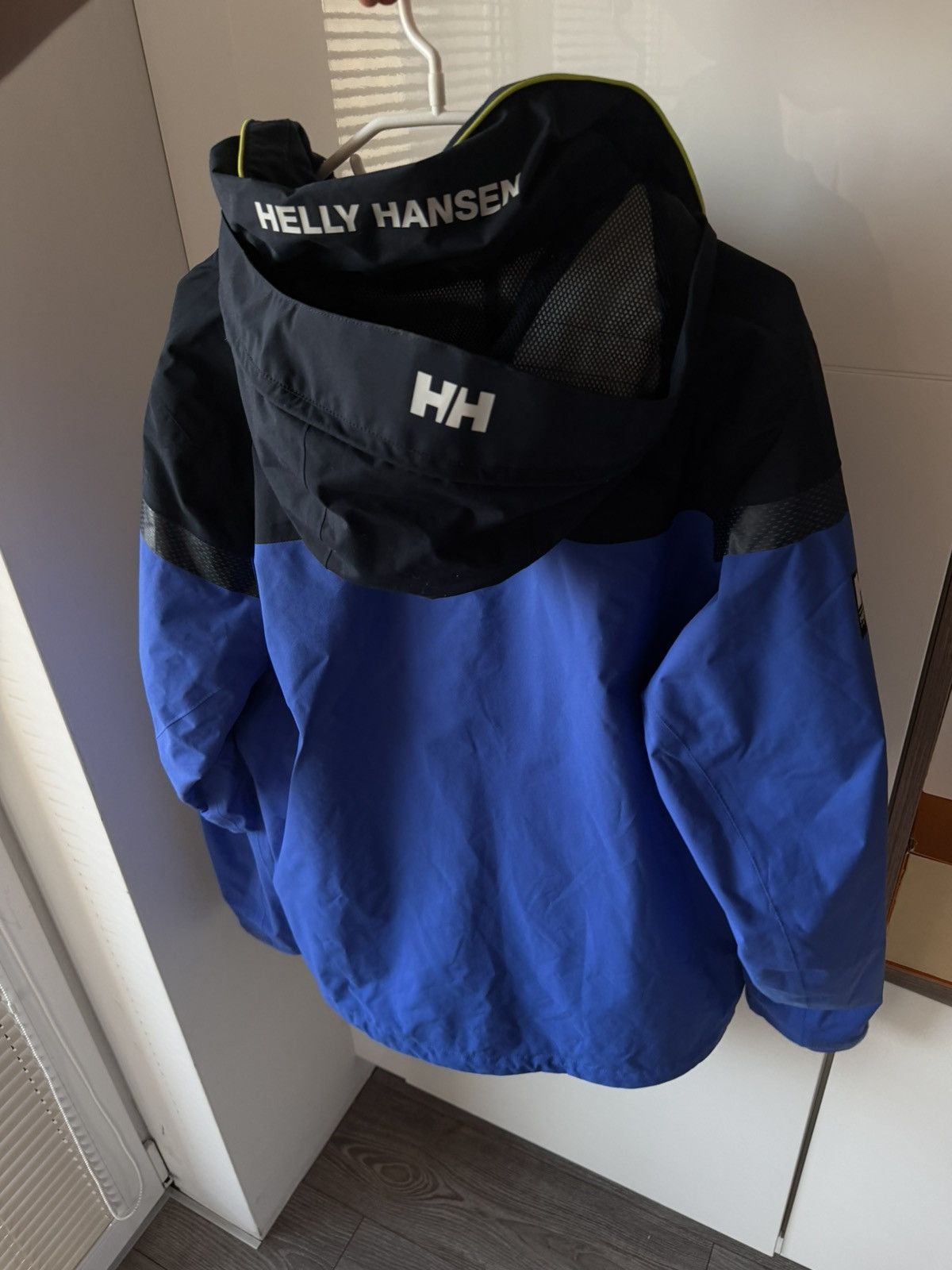 Helly Hansen ‼️Pro Helly Hansen Waterproof Kill Cord ,Cuffs Tech Jacket‼️ Size US L / EU 52-54 / 3 - 5 Thumbnail