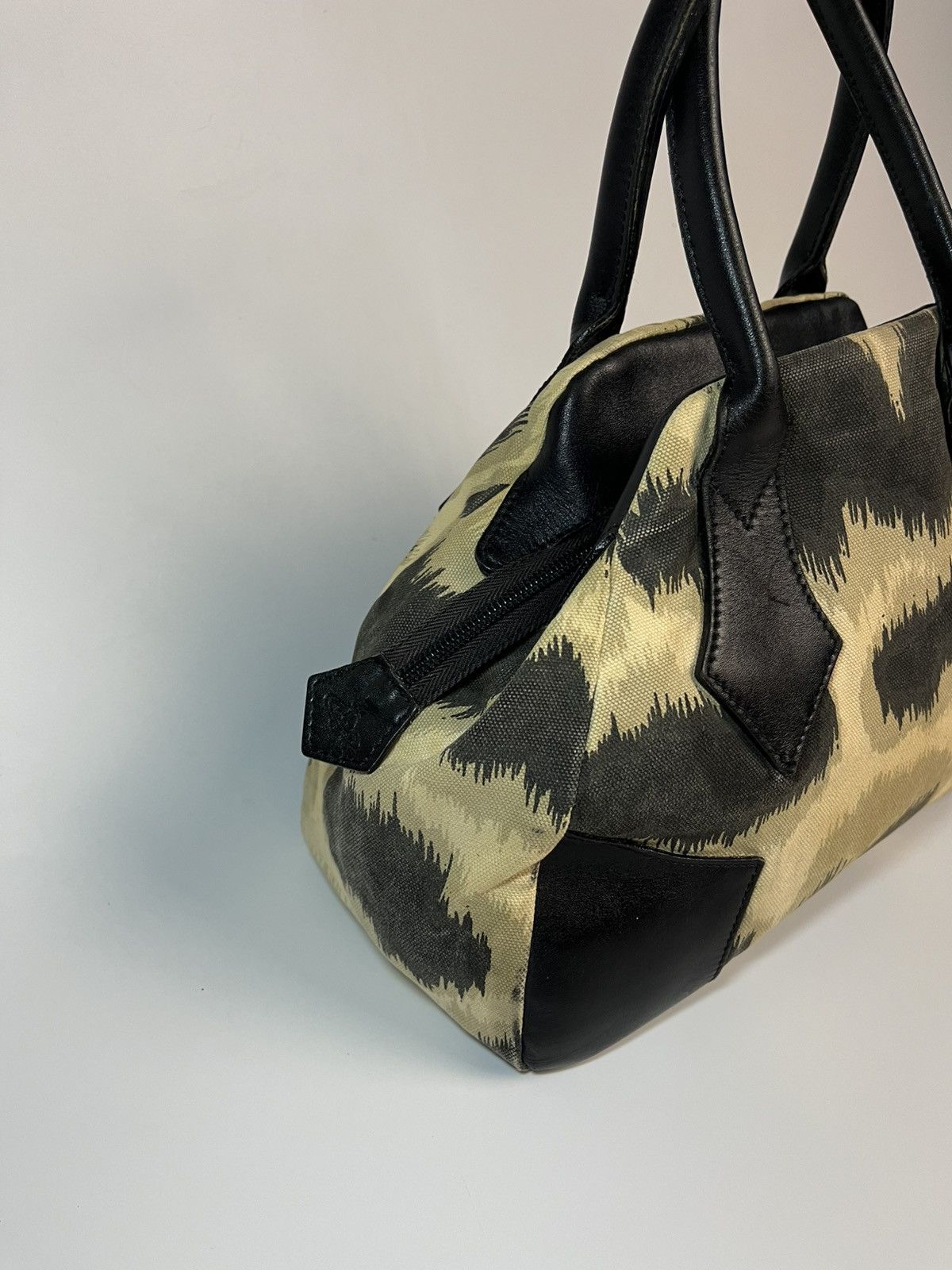 Vivienne Westwood Vivienne Westwood Safari in Black & White Medium Yasmin Bag Size ONE SIZE - 9 Thumbnail