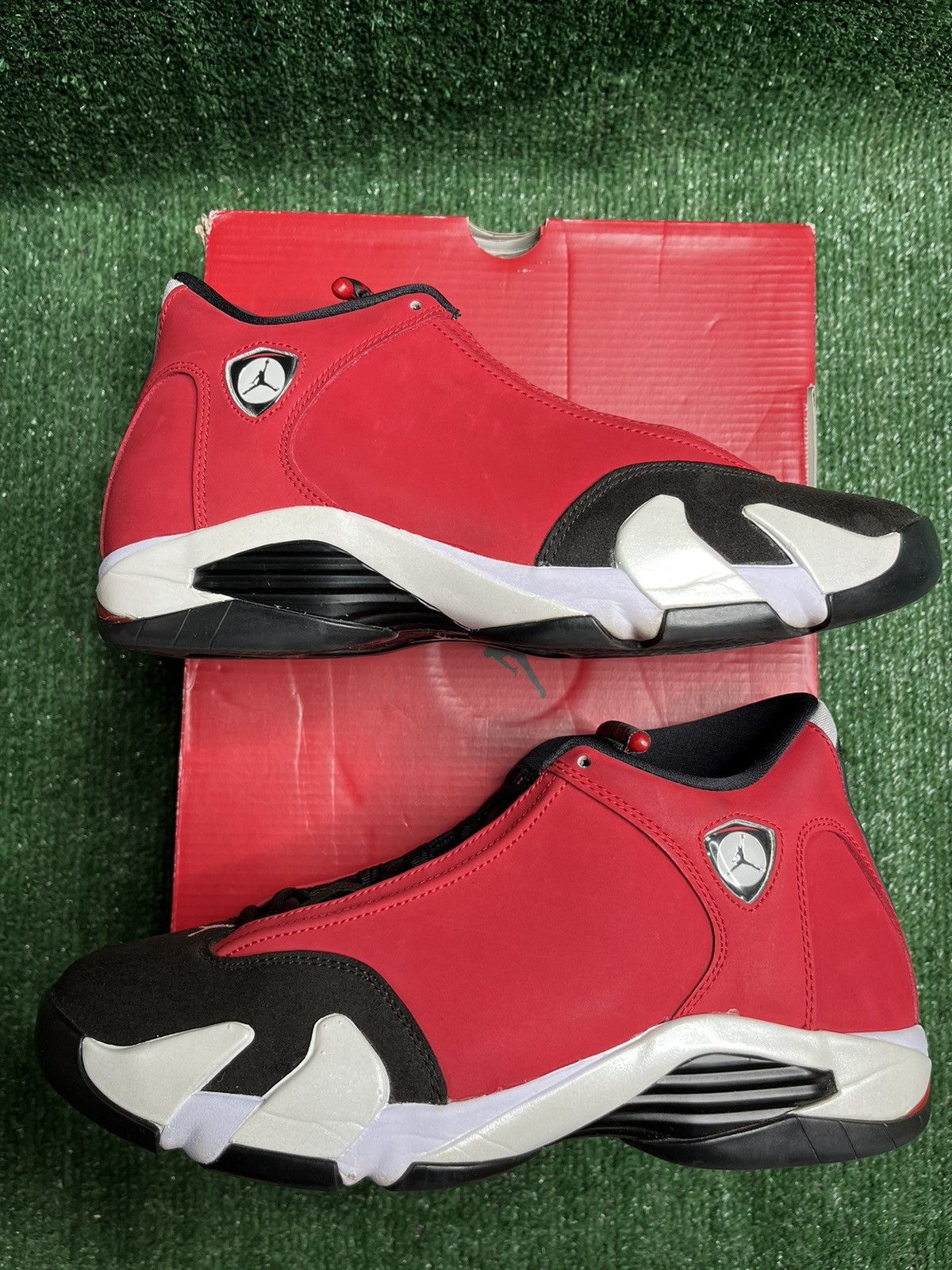 Jordan Brand Air Jordan Toro Bravo 14 Size US 9.5 / EU 42-43 - 1 Thumbnail