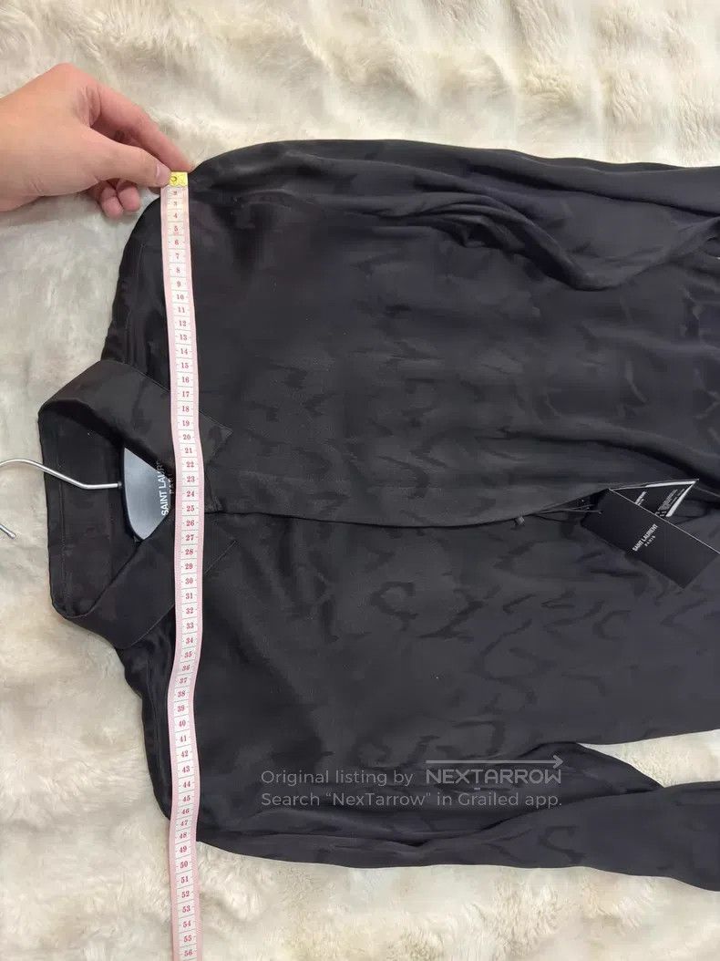Saint Laurent Paris Saint Laurent Paris Silk shirt with subtle patterns Size XS / US 0-2 / IT 36-38 - 7 Thumbnail