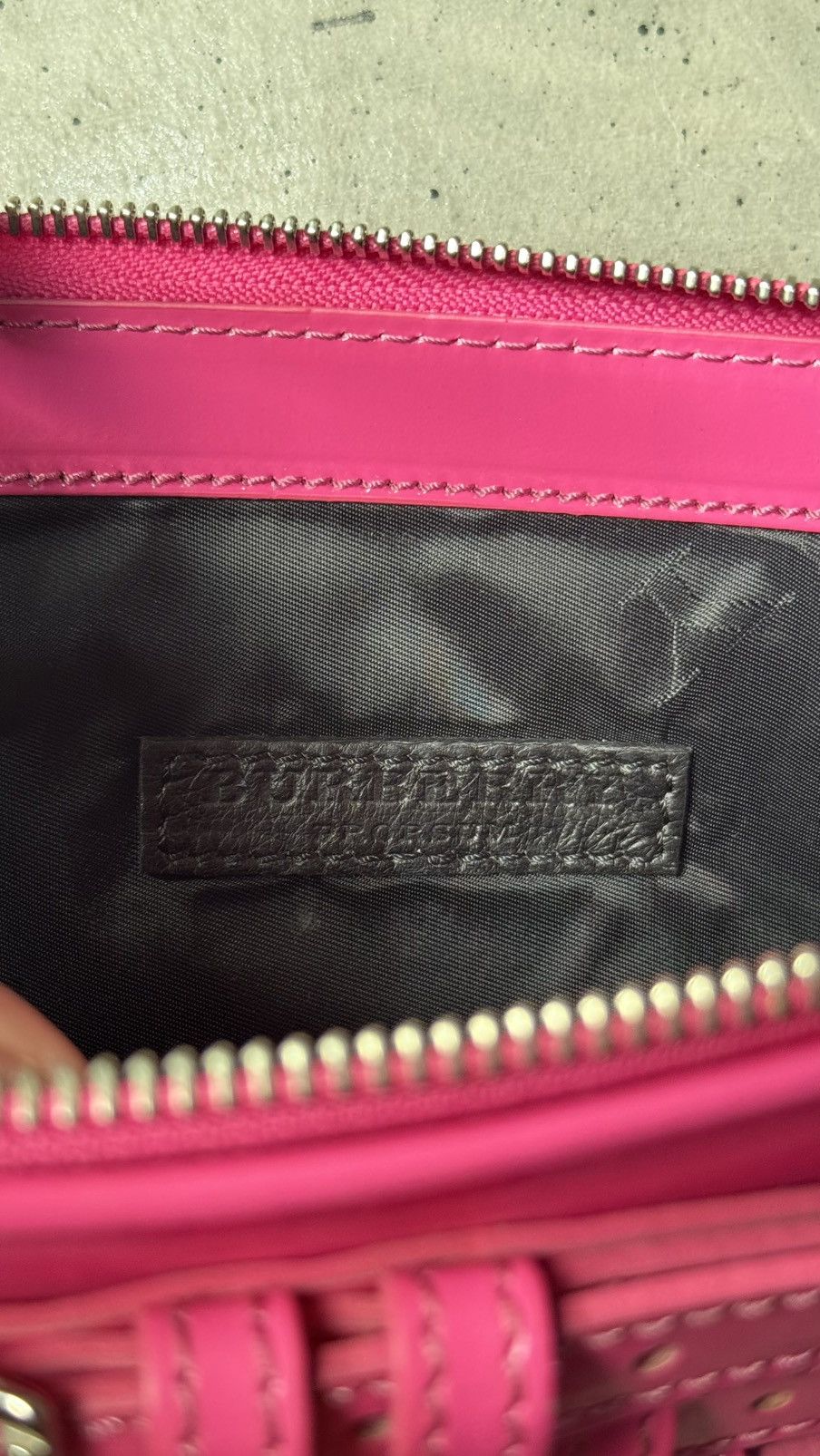 Burberry Prorsum Burberry Propsum Pink Patent Leather Bridle ElongatedClutch Size ONE SIZE - 9 Thumbnail