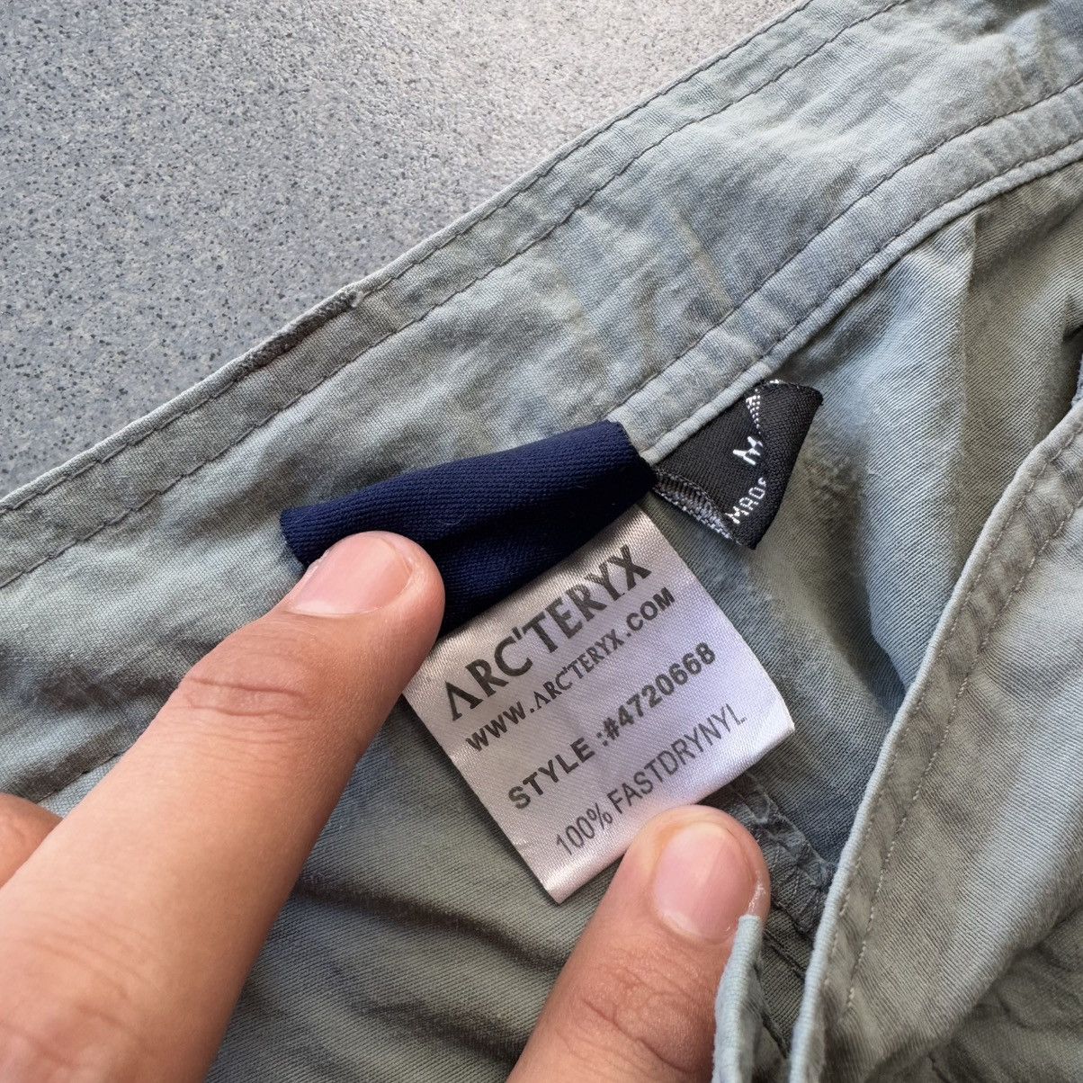 Arc'teryx × Veilance × Vintage Vintage Arcteryx 2 in 1 Fast Dry Nylon Cargo Pants Size US 35 - 6 Thumbnail