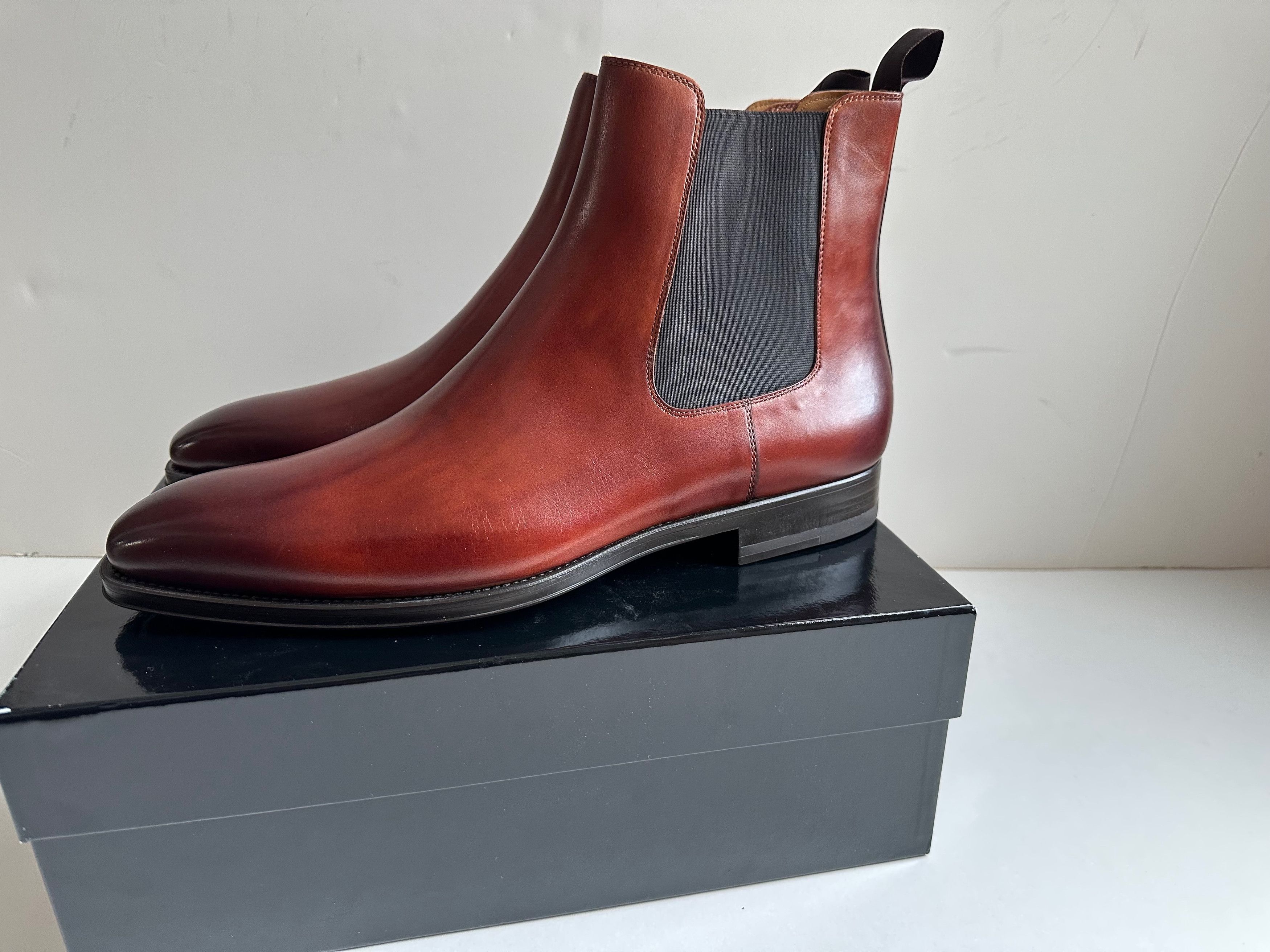 Magnanni Magnanni Burlo Chelsea Boots (24199) - Cognac - 14D (NIB) Size US 14 / EU 47 - 1 Thumbnail