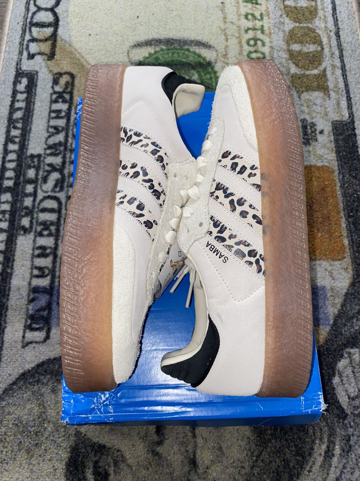 Adidas Adidas Sambae Leopard Off White (9 Mens) Size US 10 / IT 40 - 2 Thumbnail