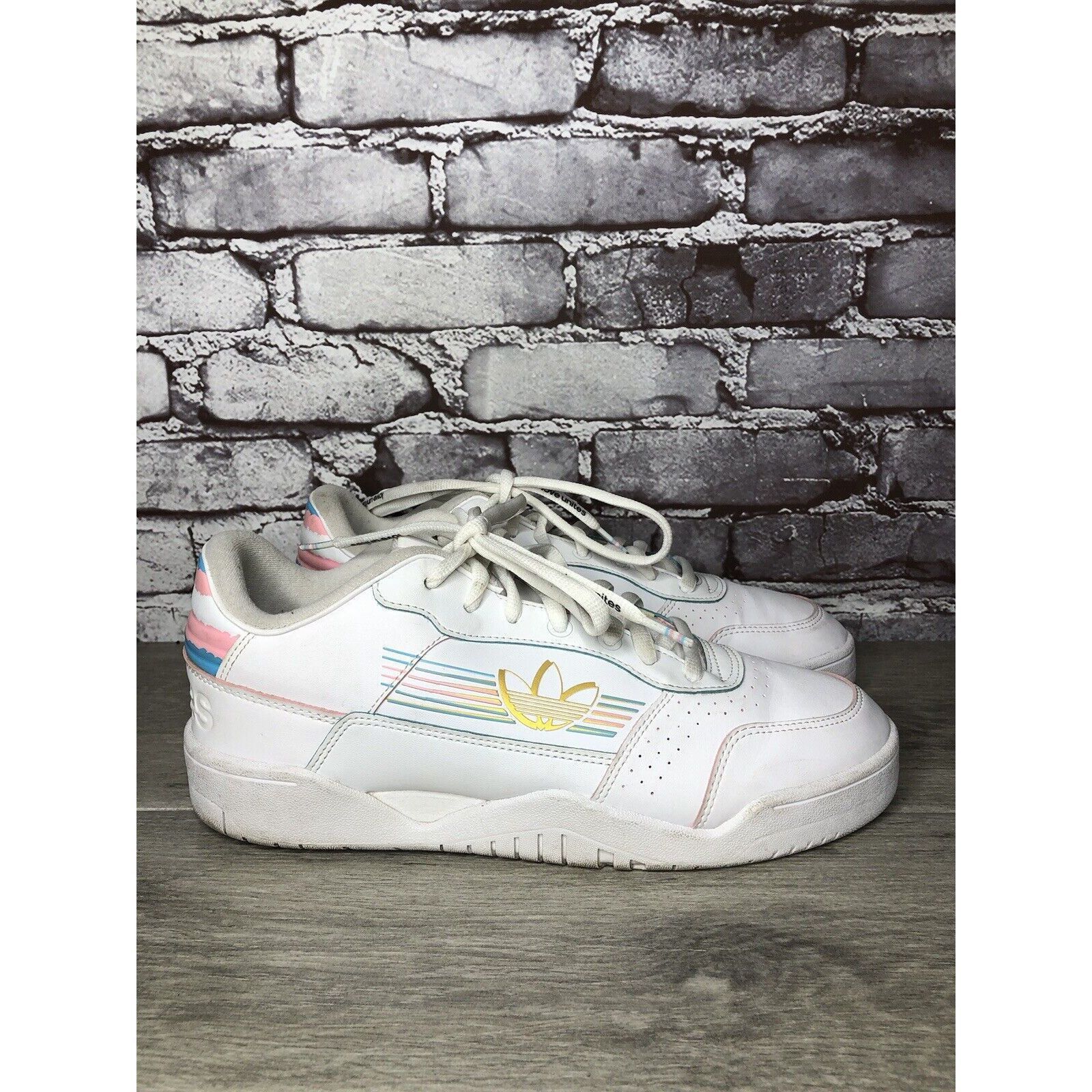 Adidas Adidas Love Unites White Leather Blue Pink Stripe Sneakers M Size US 10 / EU 43 - 3 Thumbnail