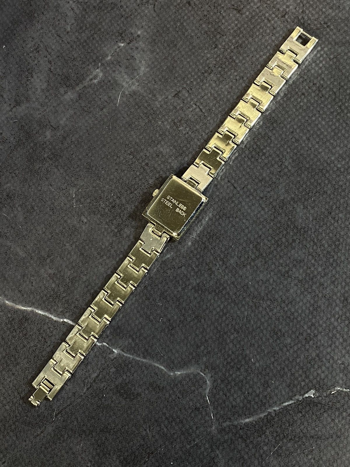 Hysteric Glamour Elegant CHICKS Watch with Metal Bracelet Japanese Brand Size ONE SIZE - 6 Thumbnail