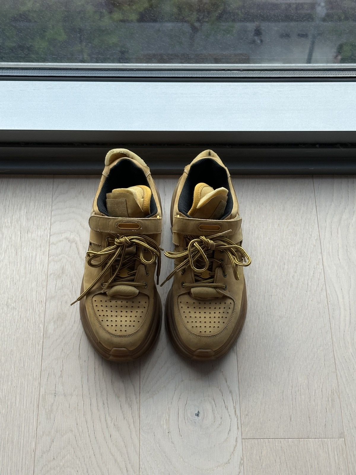 Maison Margiela Maison Margiela Sneakers Size US 9 / EU 42 - 1 Thumbnail