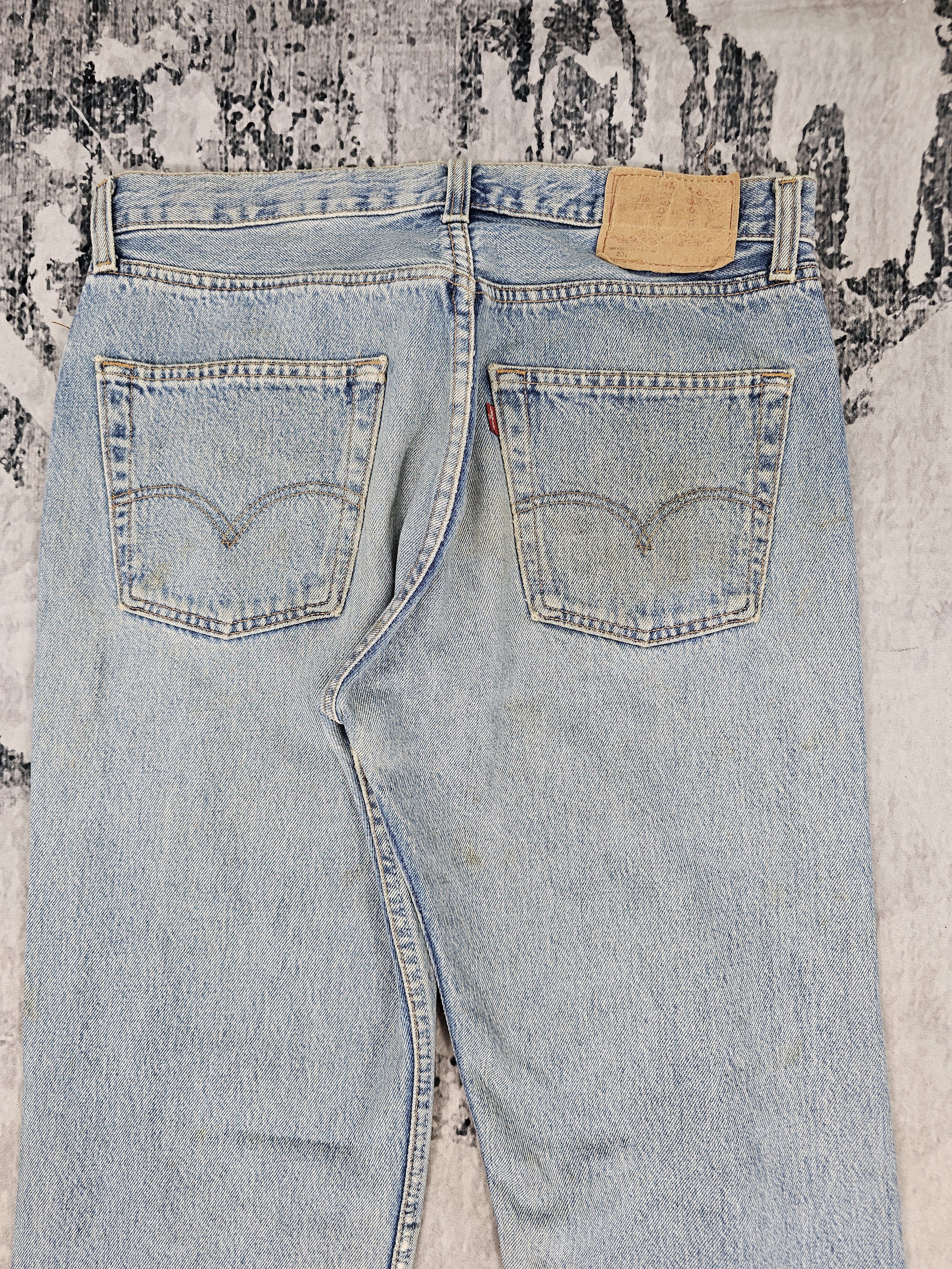 Levi's Vtg 90's LEVIS 501 Light Wash Ripped Size 33X33 Jeans L0414 Size US 33 - 9 Thumbnail